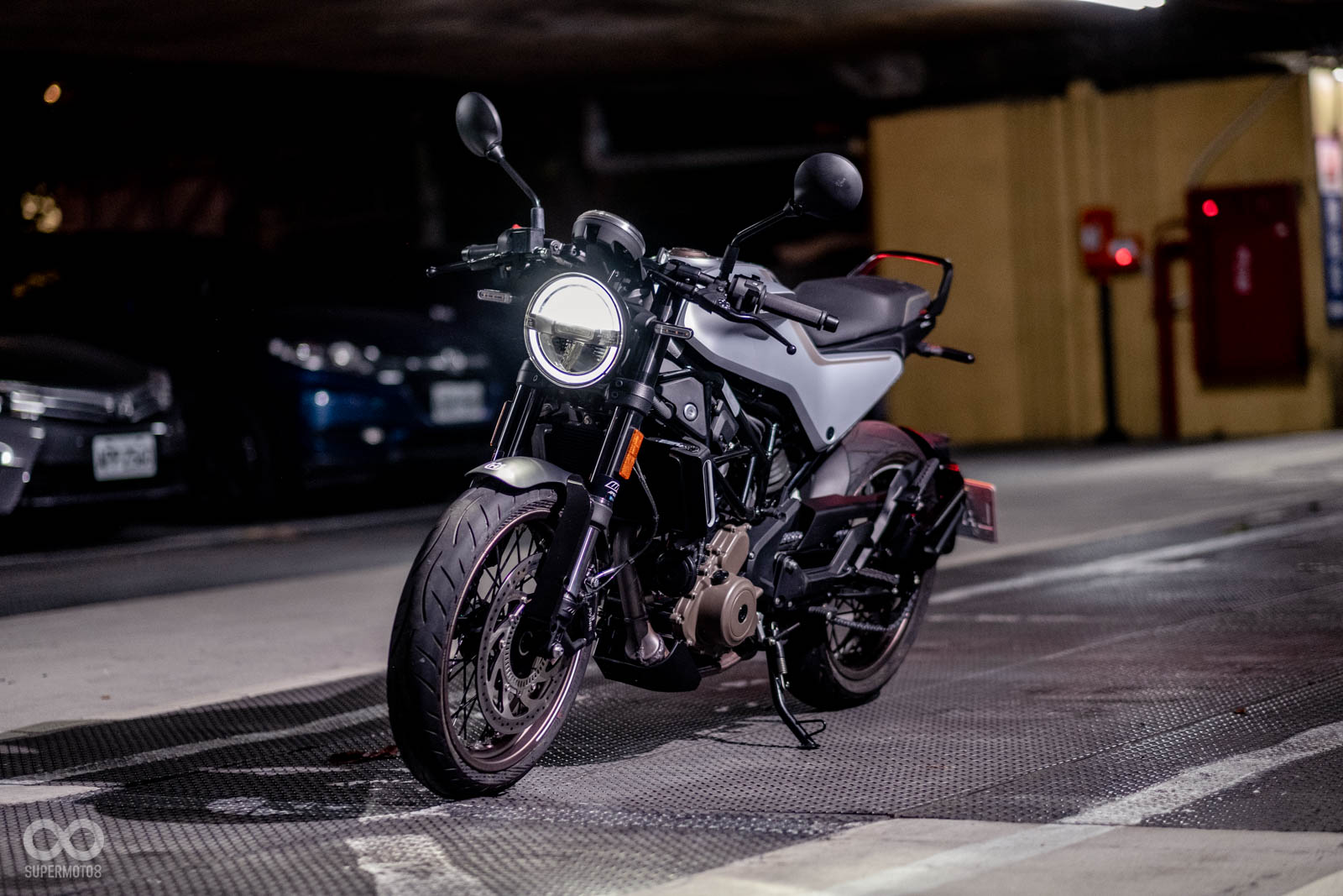 Vitpilen 401不只是一台帥氣的摩托車,成為家中擺設也不顯突兀