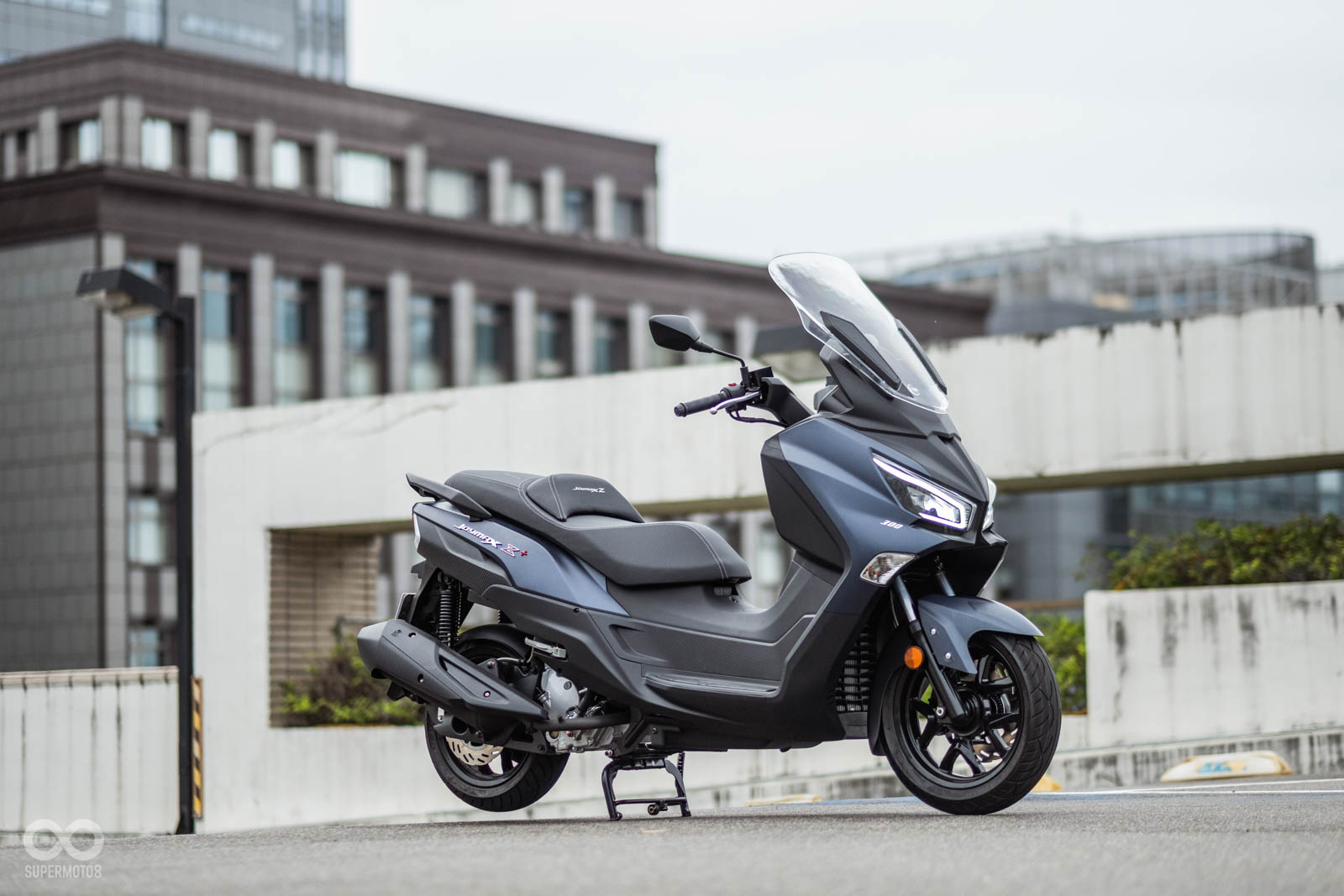 外型變帥氣，TCS導入的SYM JOYMAX Z +