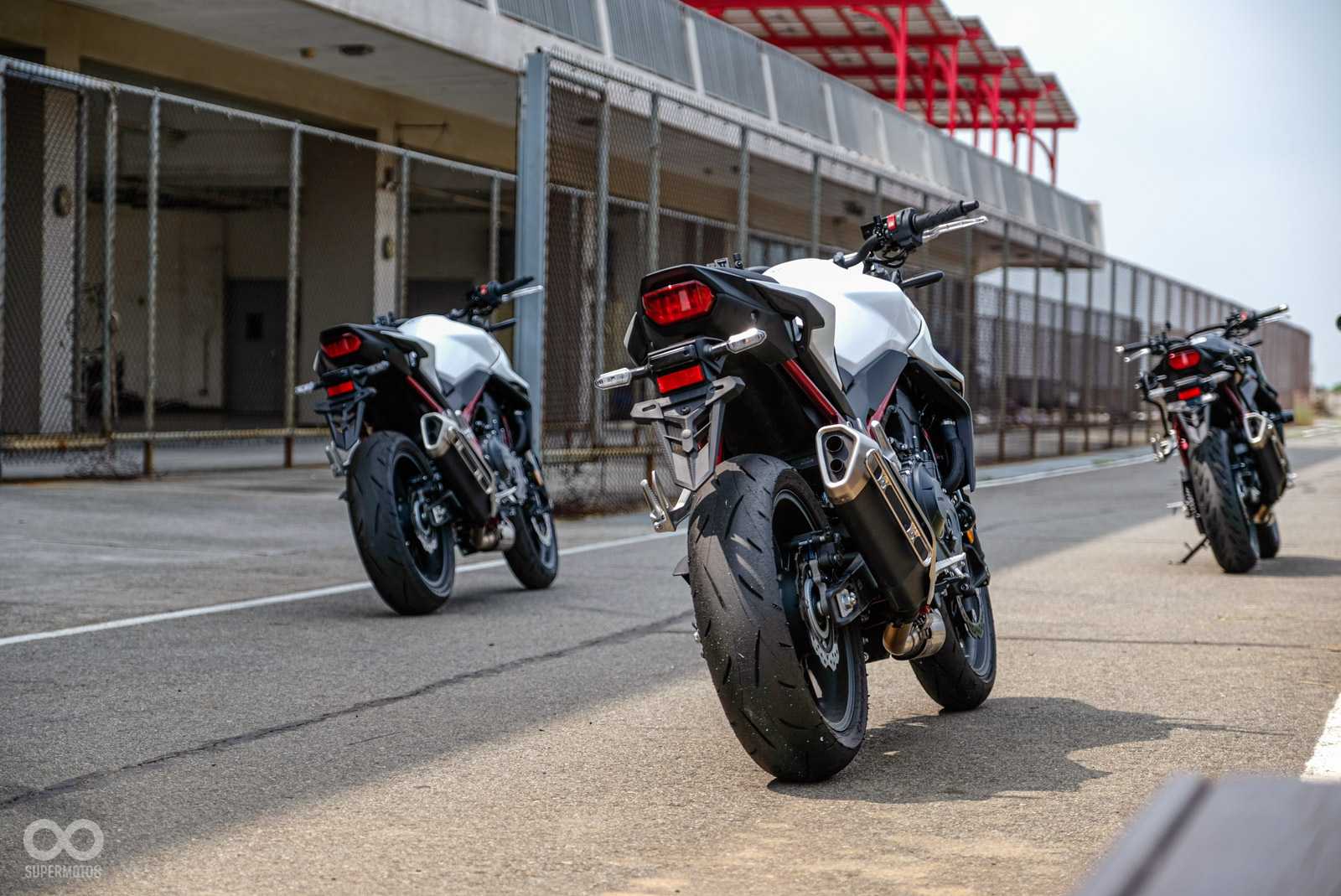 車尾造型相對平淡