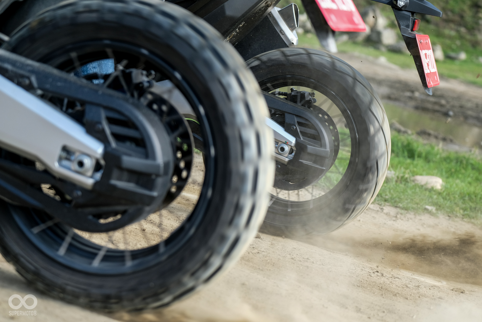 18年式具有HSTC、G-Mode兩種功能,大幅提升安全性