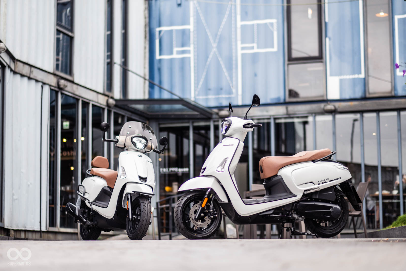 本次活動KYMCO也帶來一輛精裝版LIKE COLOMBO 150，配件安裝後呈現出不同風味，筆者自己還蠻喜歡風鏡與端子鏡的搭配