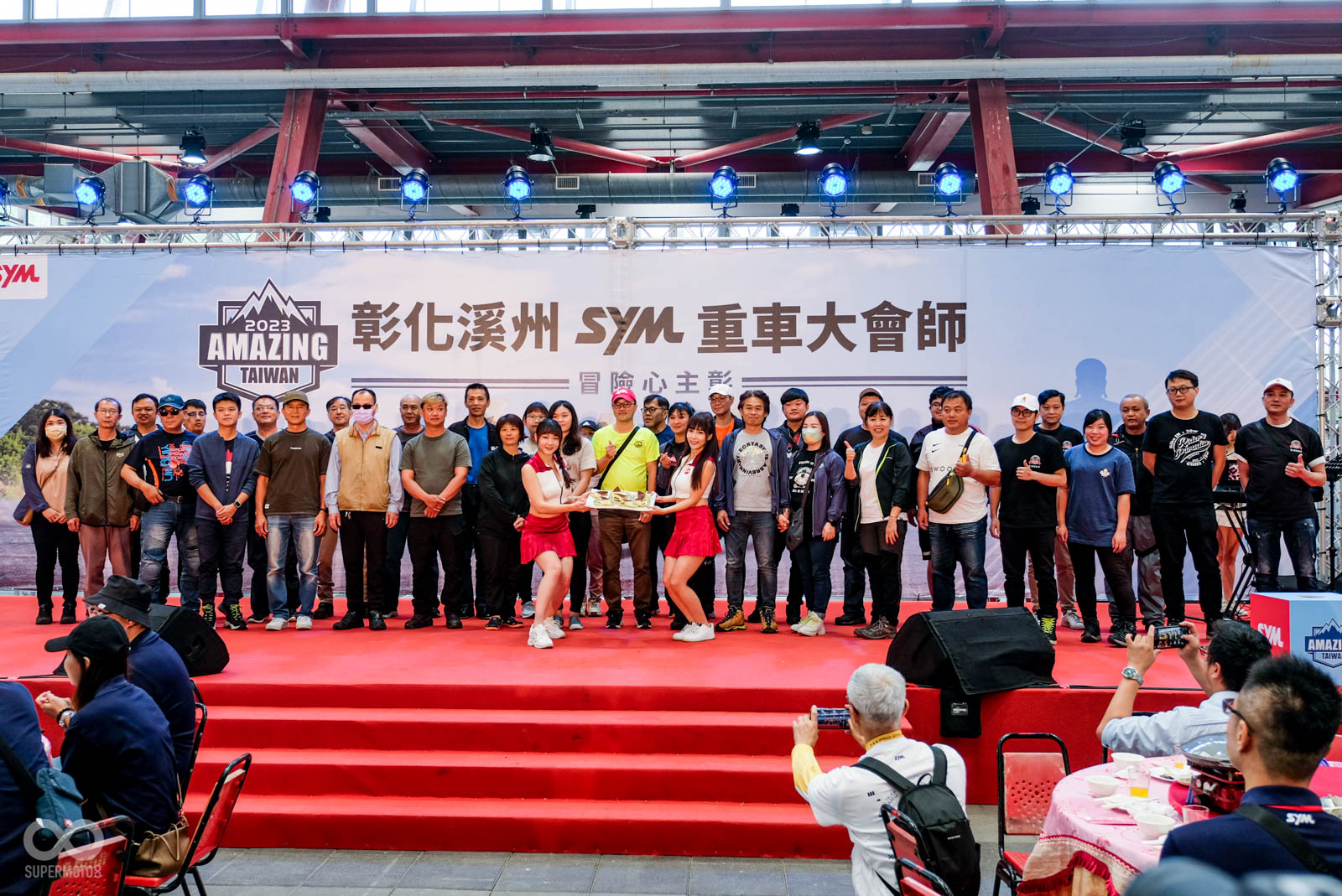 SYM還很貼心替5月份生日的車友們準備好蛋糕