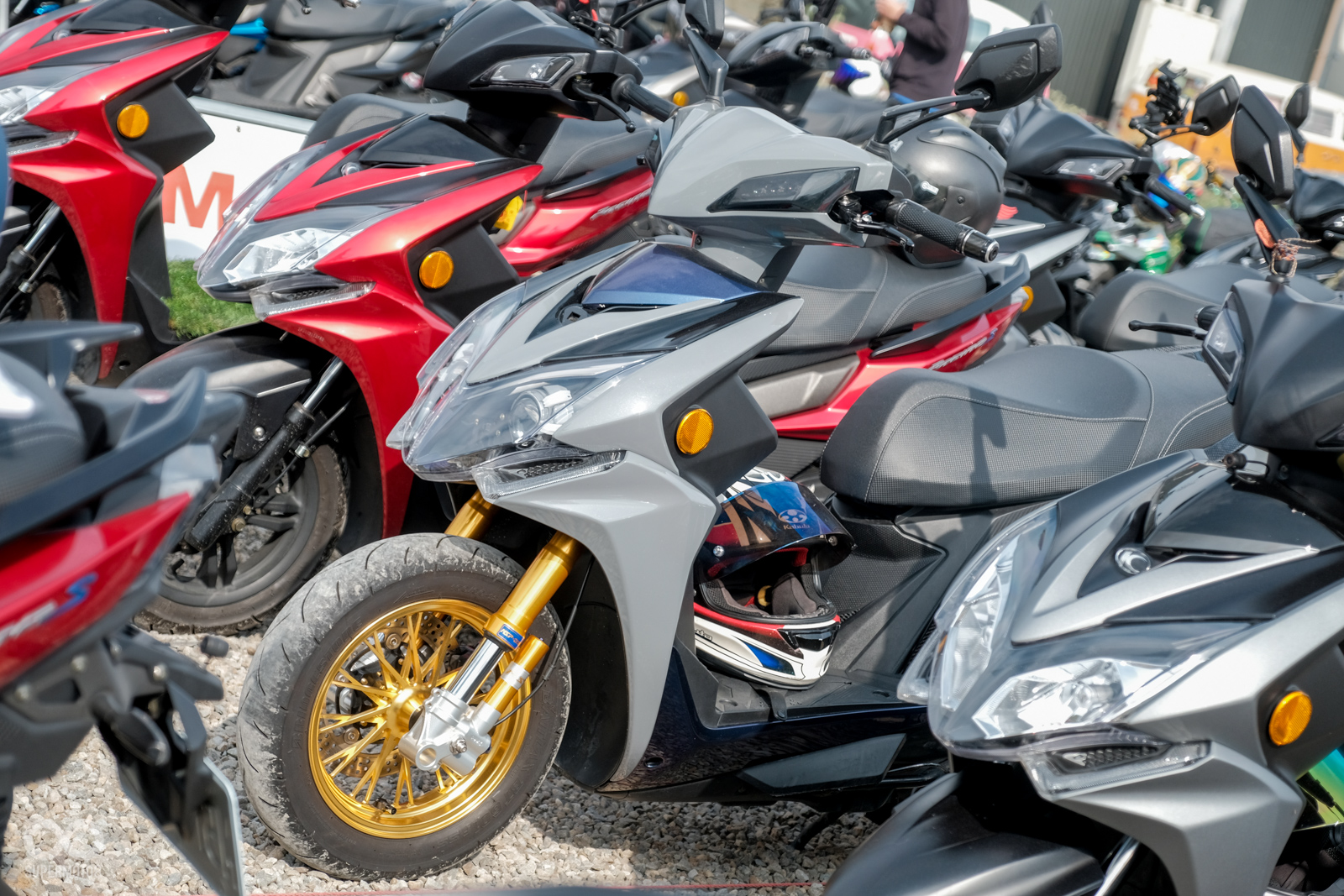 現場也有不少個性化的改裝車前來參與活動