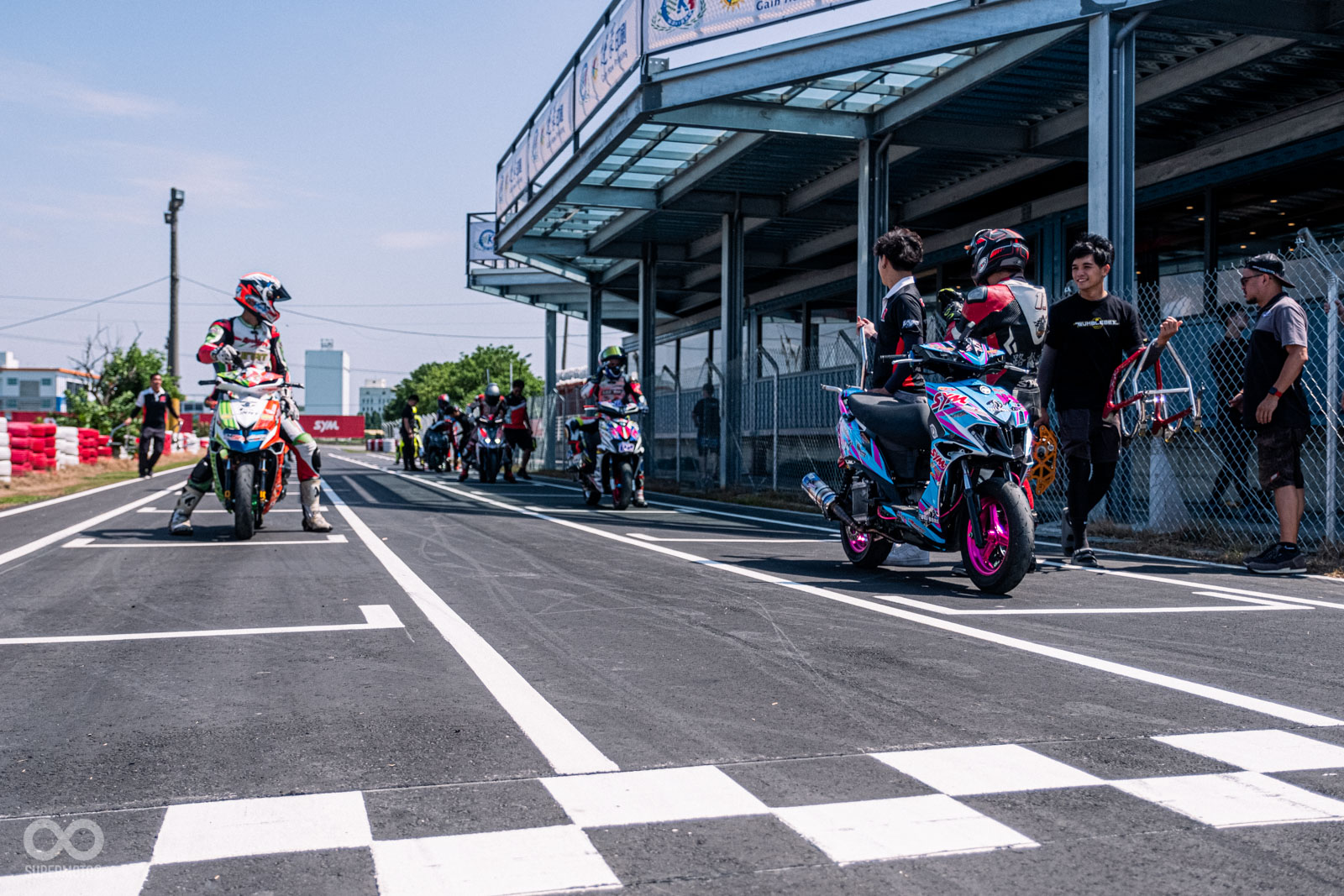 SYM JET自從2015年推出以來,已經累積超過100座冠軍獎盃,成為賽場頒獎台常客!