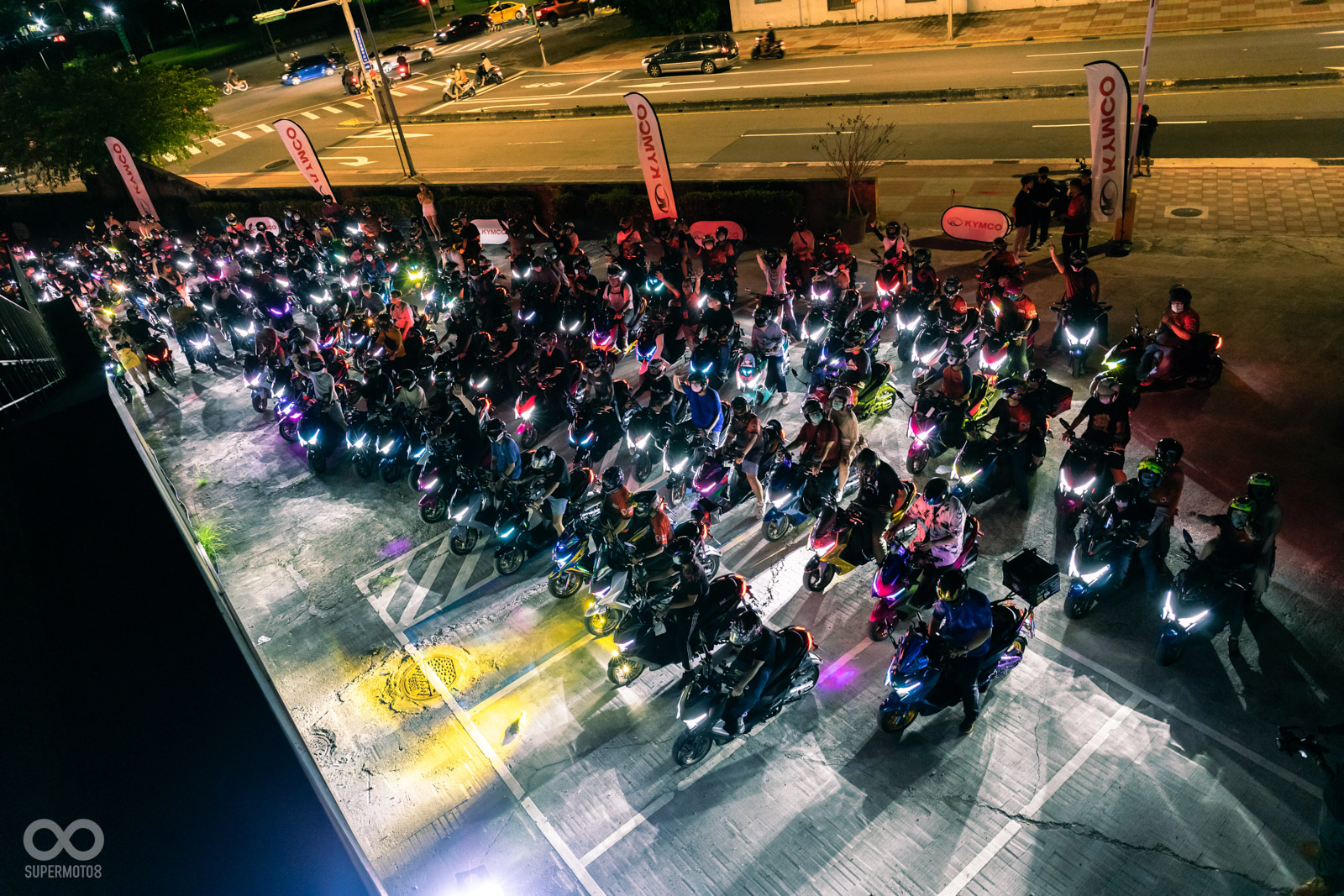 KYMCO本次規劃「闇夜騎聚」夜間車聚活動