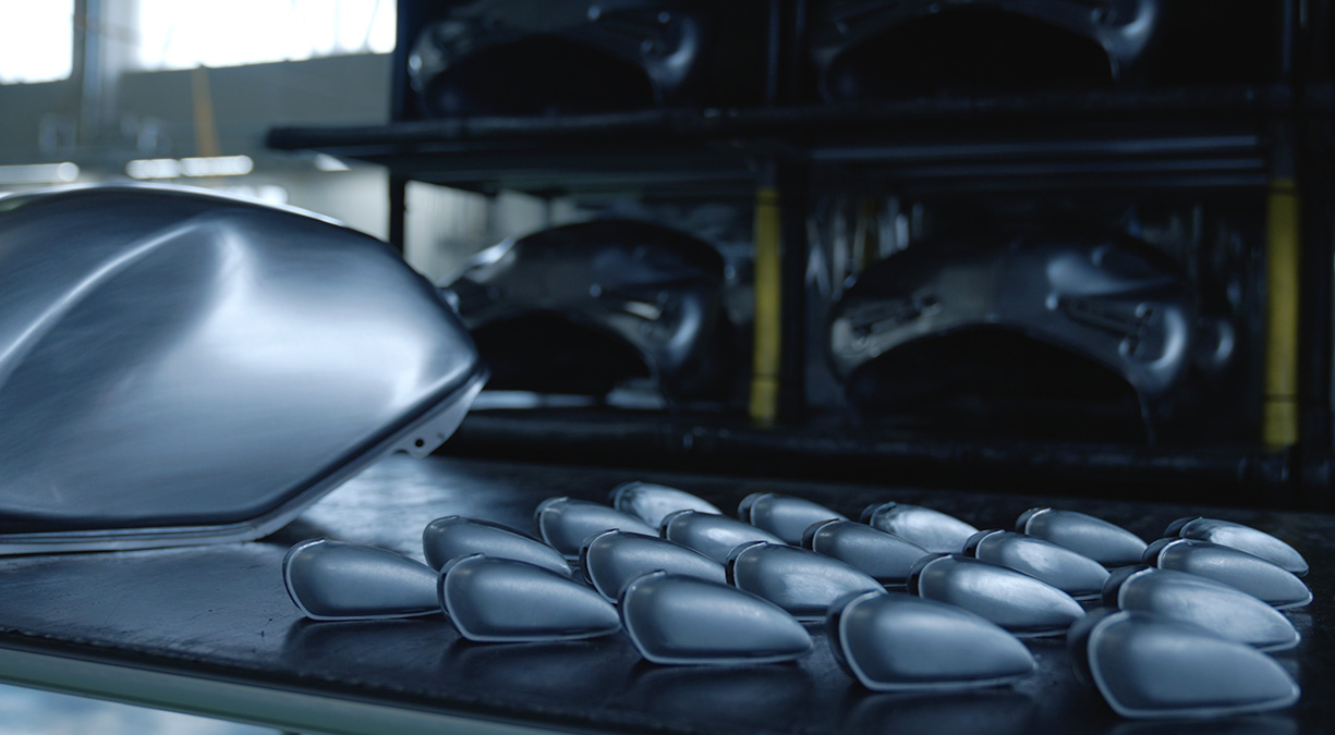 這顆1/6迷你油箱與實車油箱在同一條產線製造