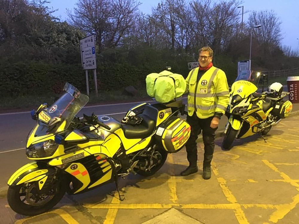 和汽車相較，機車的便利性是在緊急狀況發生時的最大優勢。