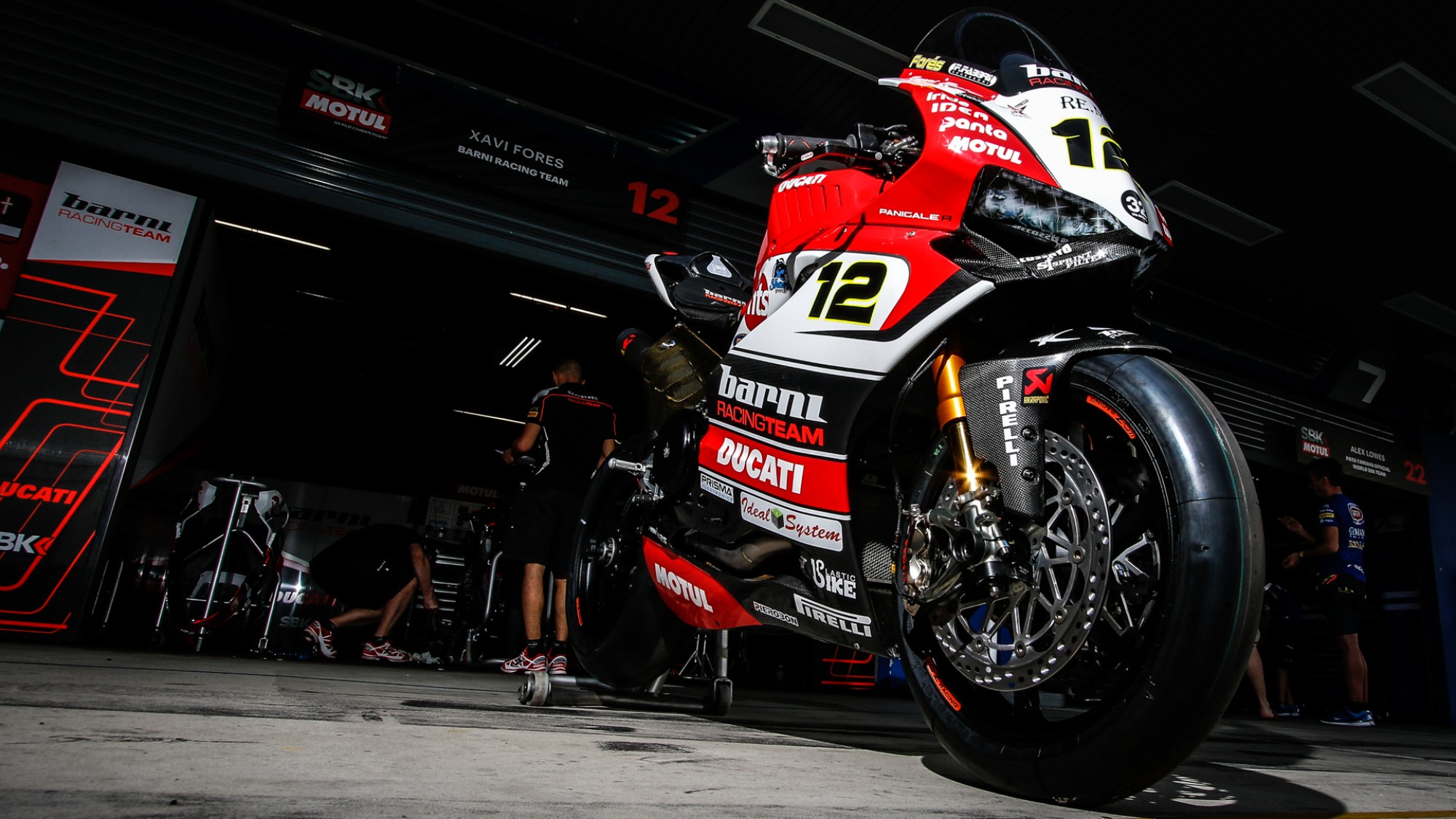 DUCATI在前幾年始終追求著V-Twin的極致表現