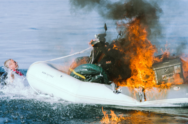 毆!!NO!!黑毆ㄆ!!帕特里克救我啊!!