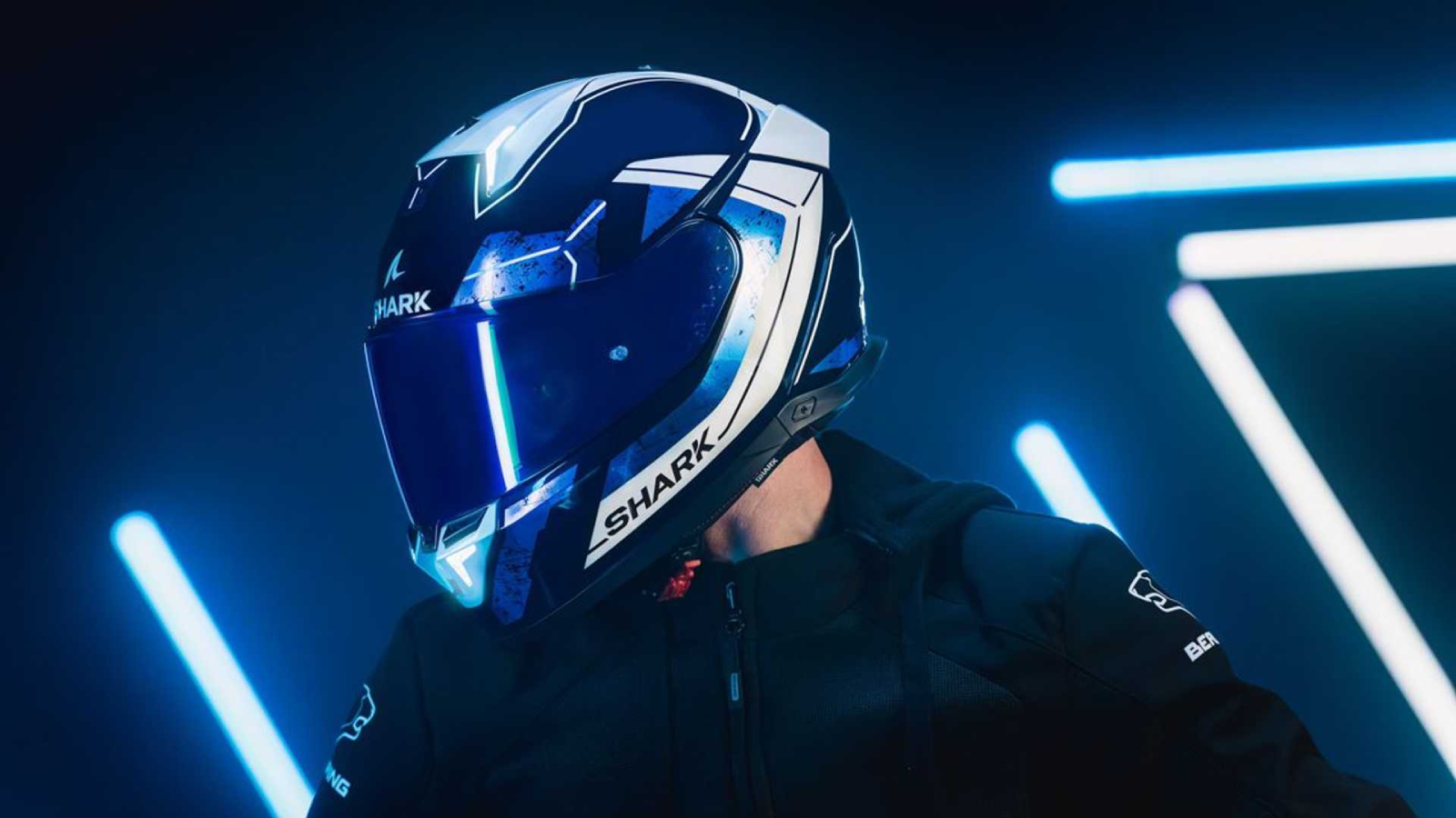 Shark Skwal i3的LED燈條提升安全性的同時也增加顏值