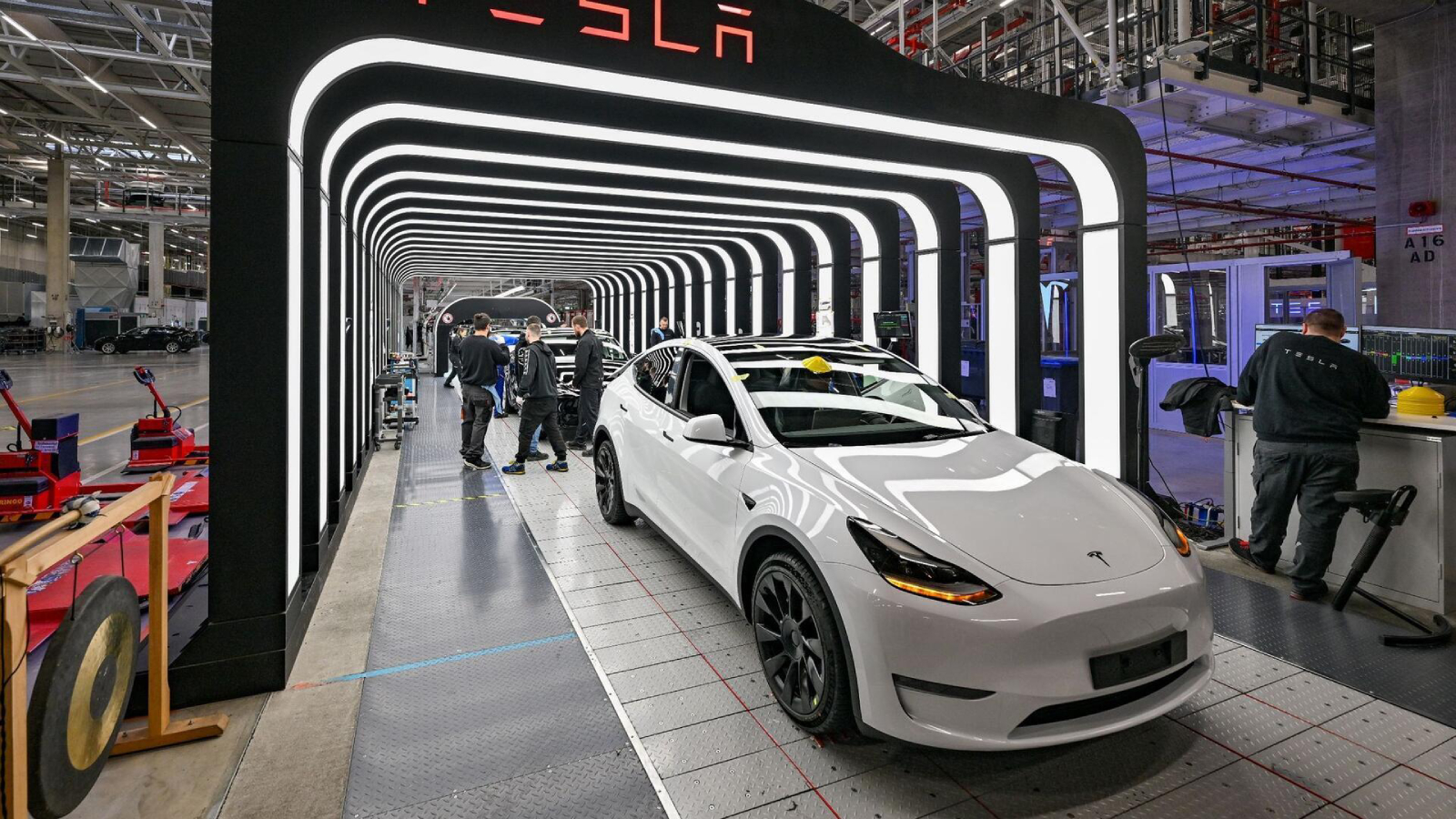 Tesla Model Y成功抓住消費者胃口,全球銷售大放異彩