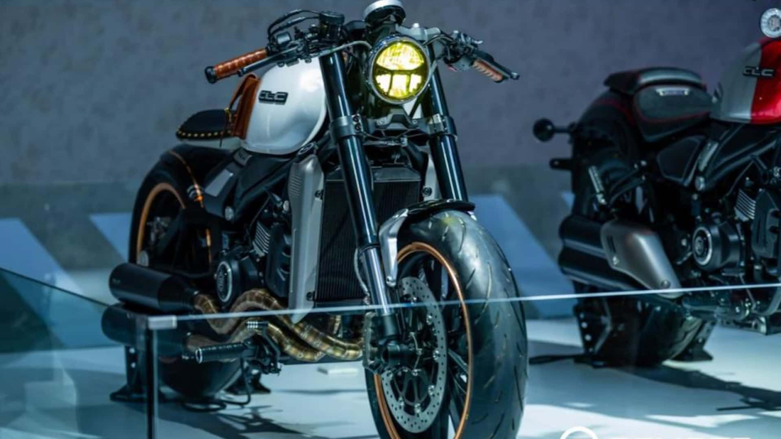 CLC 450 Bobber外型十分具有美式街車的風格特色