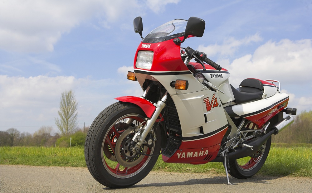 Yamaha RD500LC 可說是品牌相當經典的車款之一