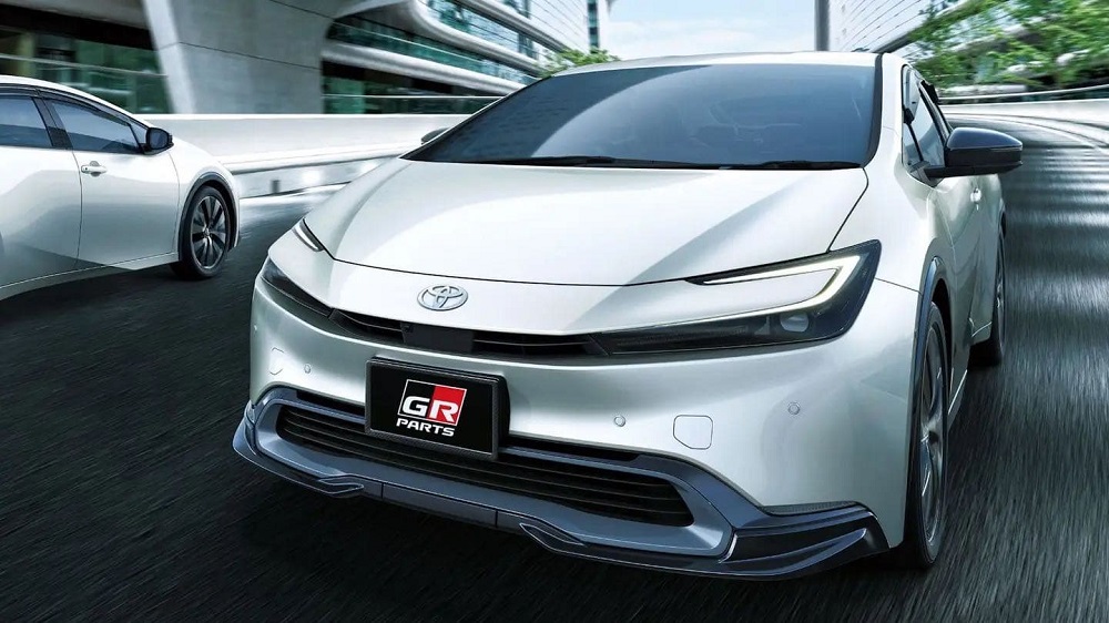 去年第五代Prius推出後,日本媒體透漏Toyota正在同步研發主打性能款的Prius