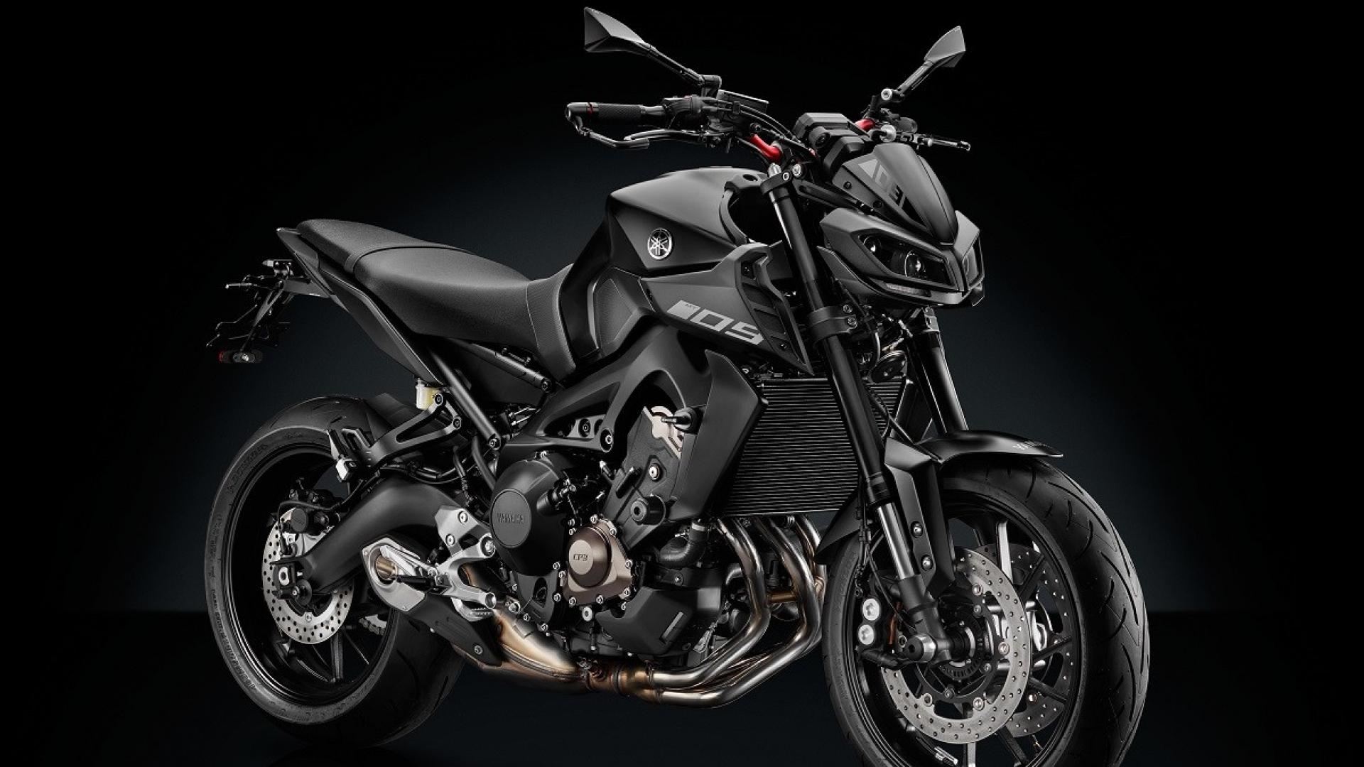 RIZOMA 最近也釋出了MT-09 的專屬改裝套件,包含小頭罩,可調後座腳踏,LED 方向燈與大牌架等