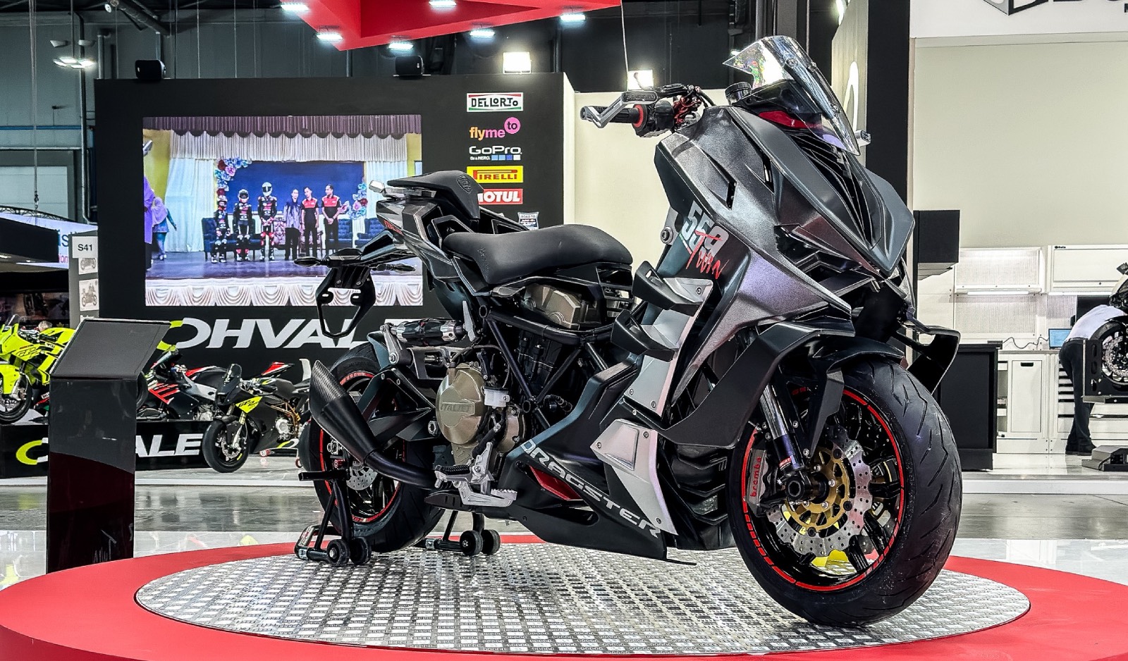 DRAGSTER 559 TWIN可以說是真正貨真價實的「運動」速克達