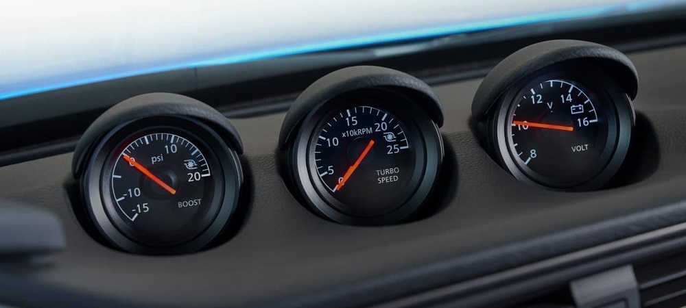 車系傳統的三環錶設計，也同樣保留於新一代的車型當中