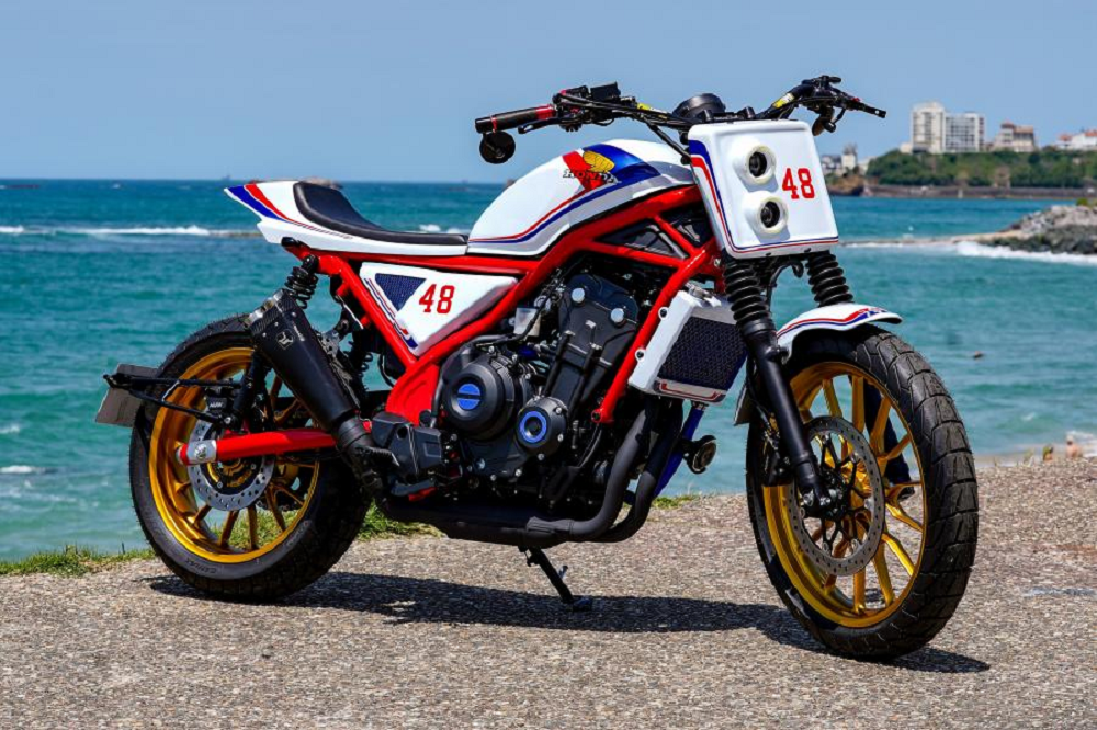 「Ocean' Track」採用紅色車架搭配上白色塗裝及金色輪框，整輛車看起來相當精緻