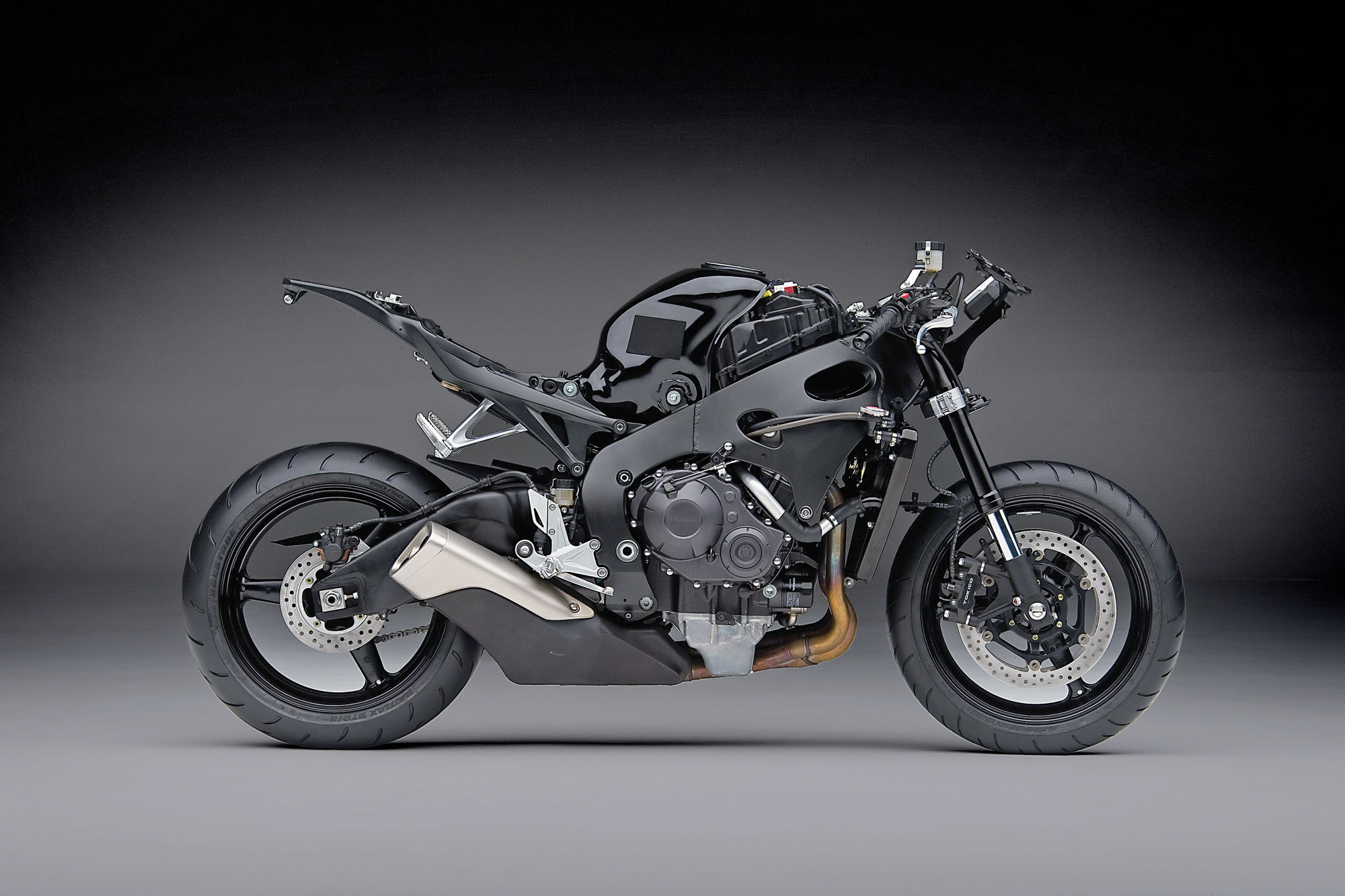 目前版本的 HONDA CBR1000RR 車架