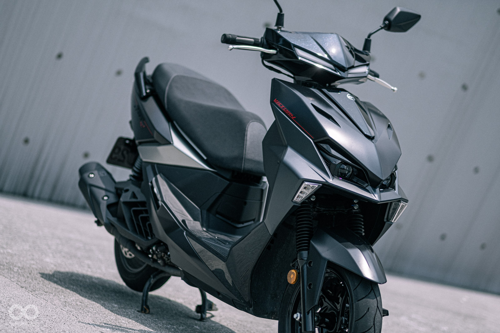全新 JET SL／SL+ 迎來久違的大改款車型，從外觀、車架、引擎都獲得更新，持續稱霸12寸運動車款市場