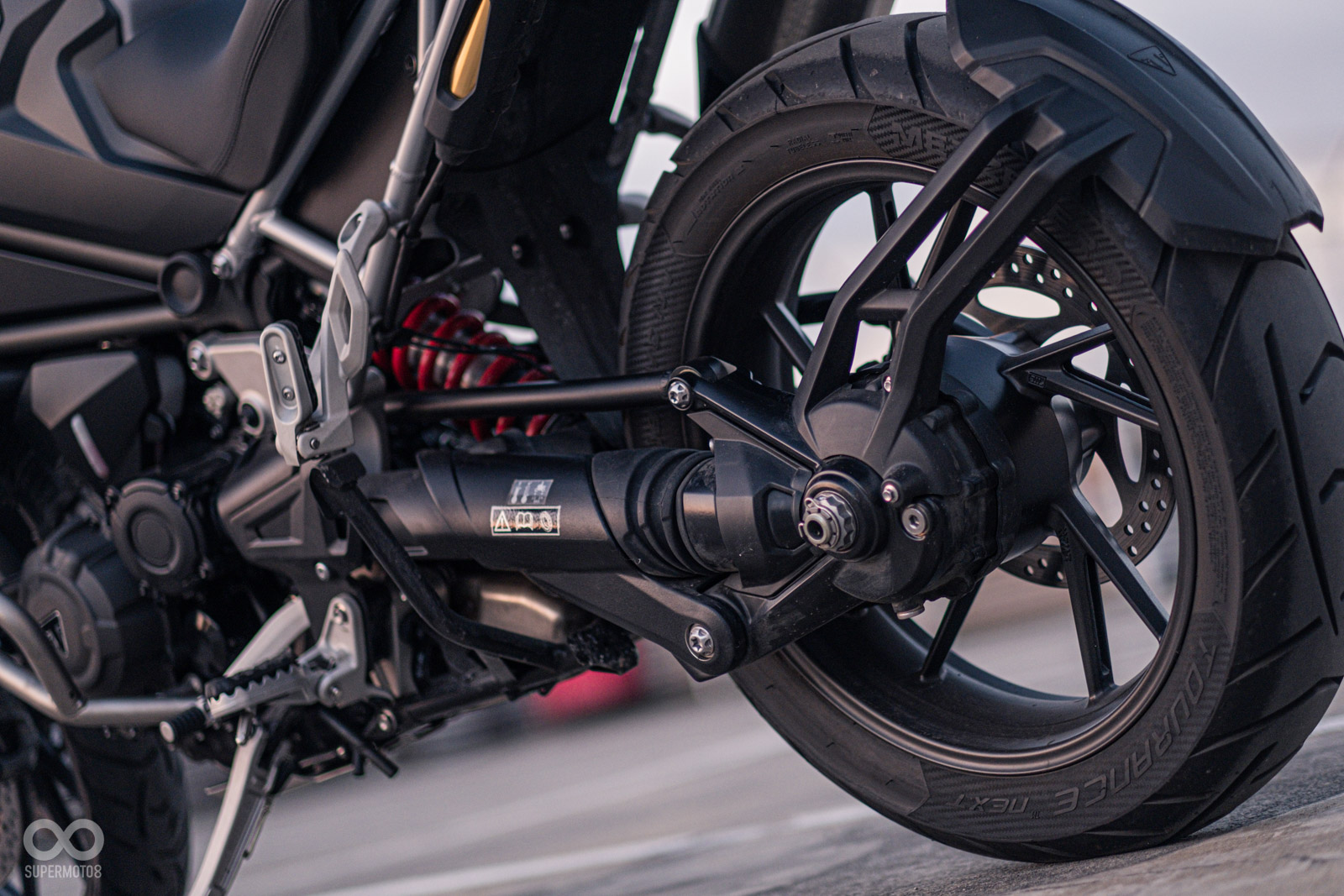 新世代TIGER 1200依舊保持軸傳動設計