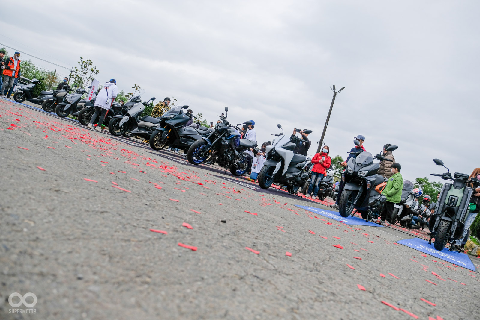 滿滿的新車，讓來參與的車主可以物色下一台新車（？