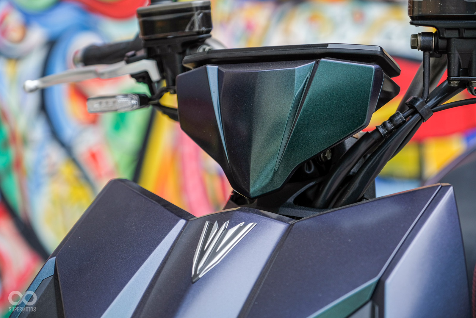 簡潔的龍頭造型相當特別