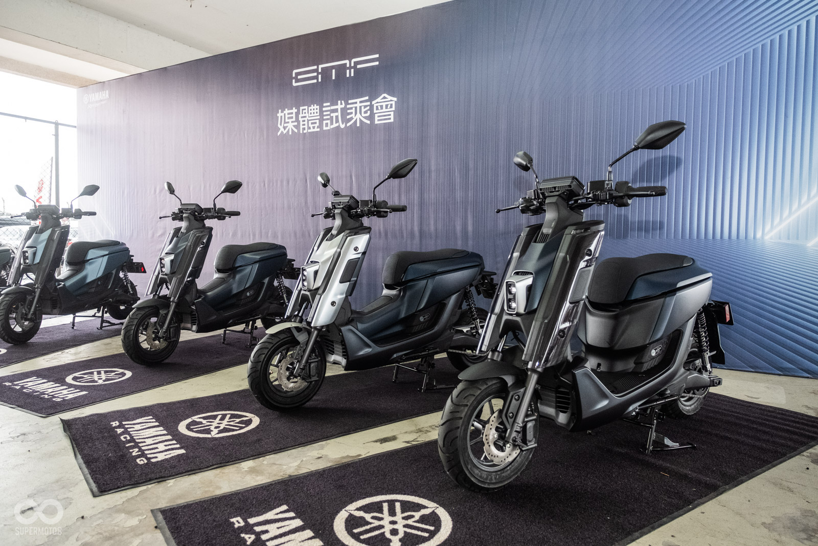 YAMAHA選在台中的麗寶卡丁車賽道舉辦EMF的試乘體驗會