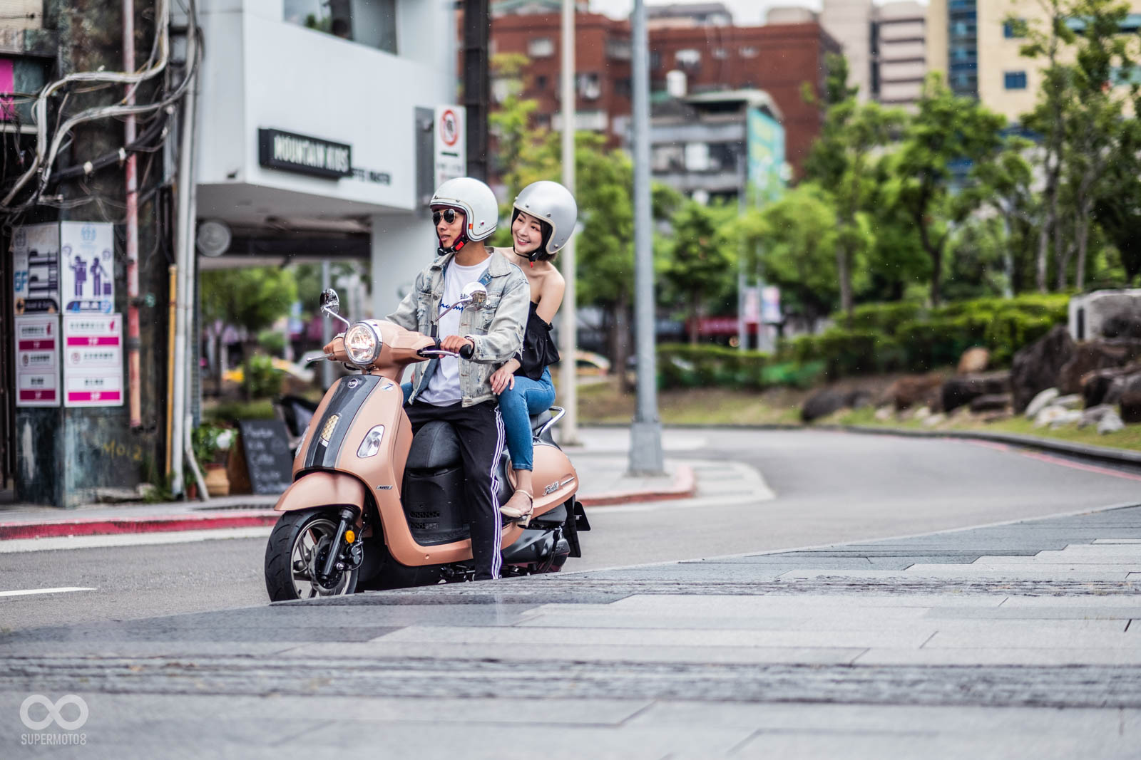 Fiddle 125擁有逼近自家FNX的車身尺寸,即便男生騎乘也不顯彆扭