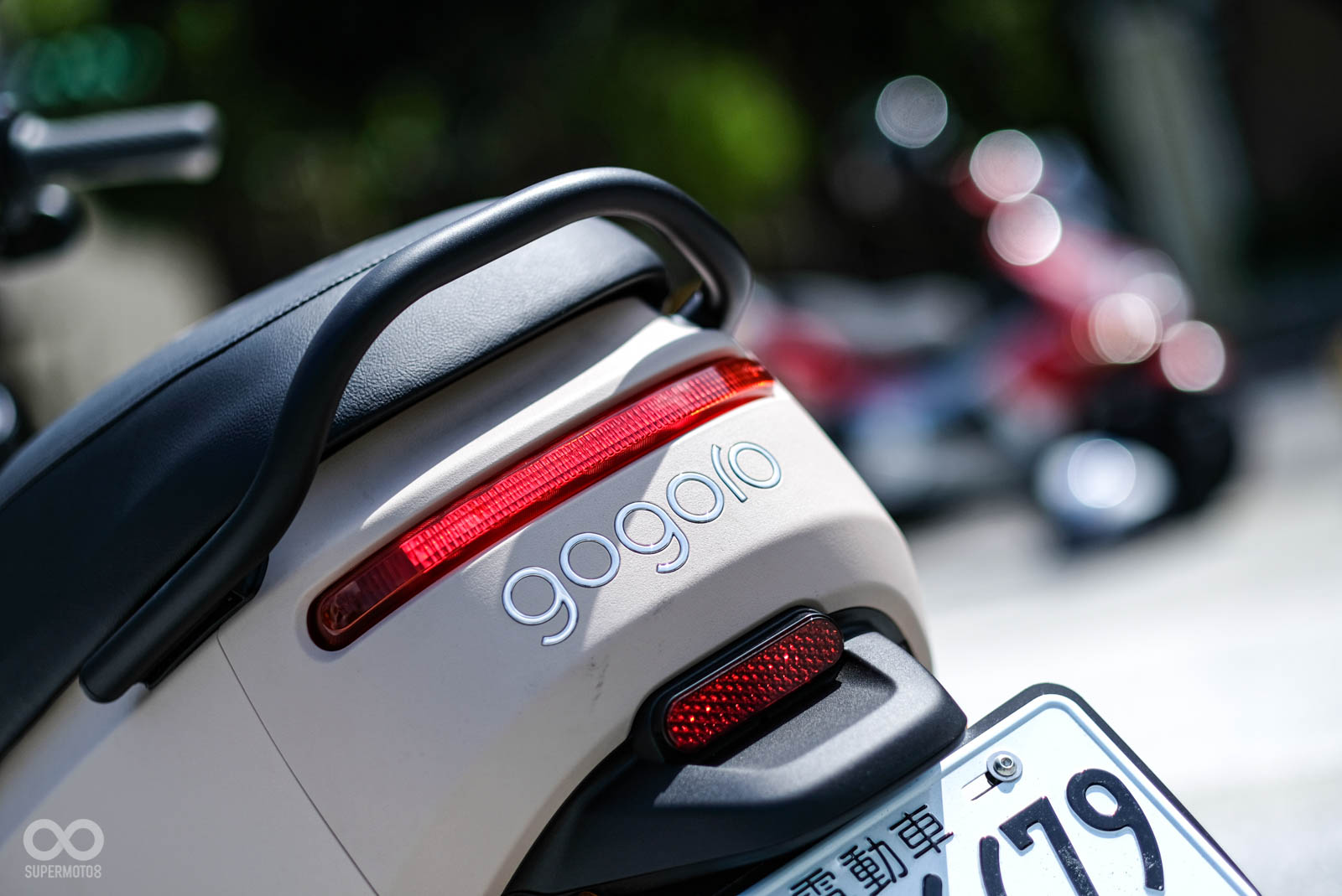車尾線條、尾燈和Gogoro 3使用相同的設計