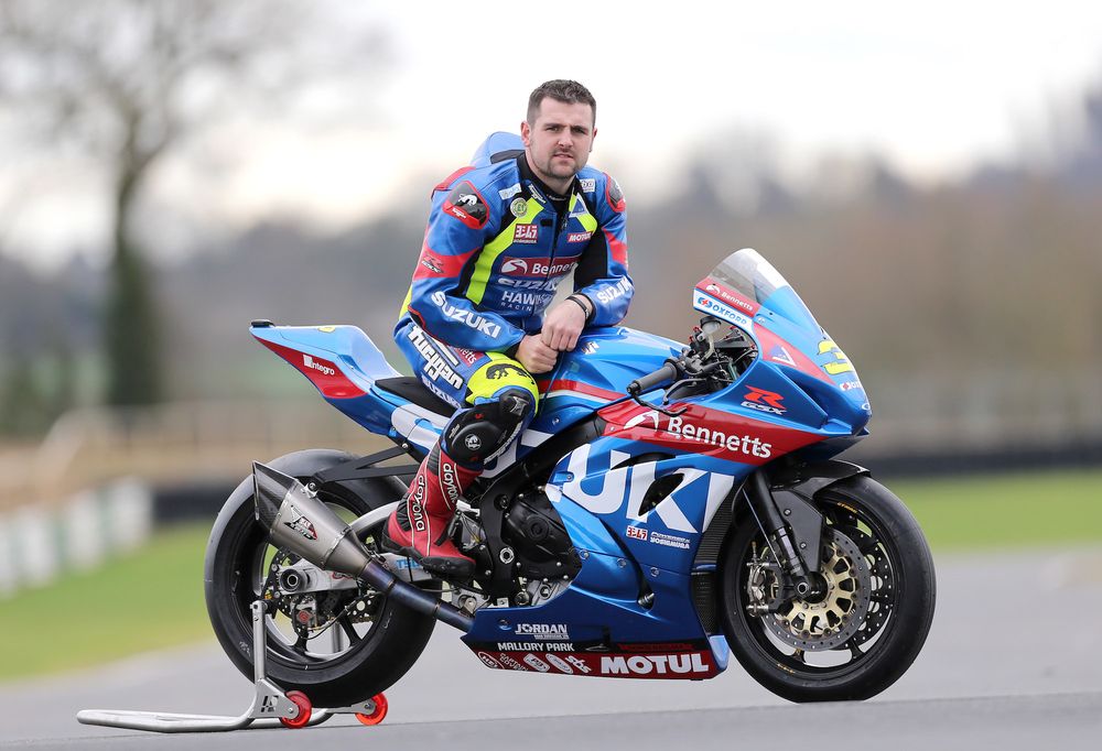 哥哥Michael Dunlop也是目前家族內表現最亮眼的車手,在曼島TT已經拿下了18次的勝利