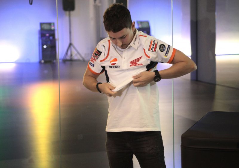 2019年,Jorge Lorenzo正式換上HONDA制服