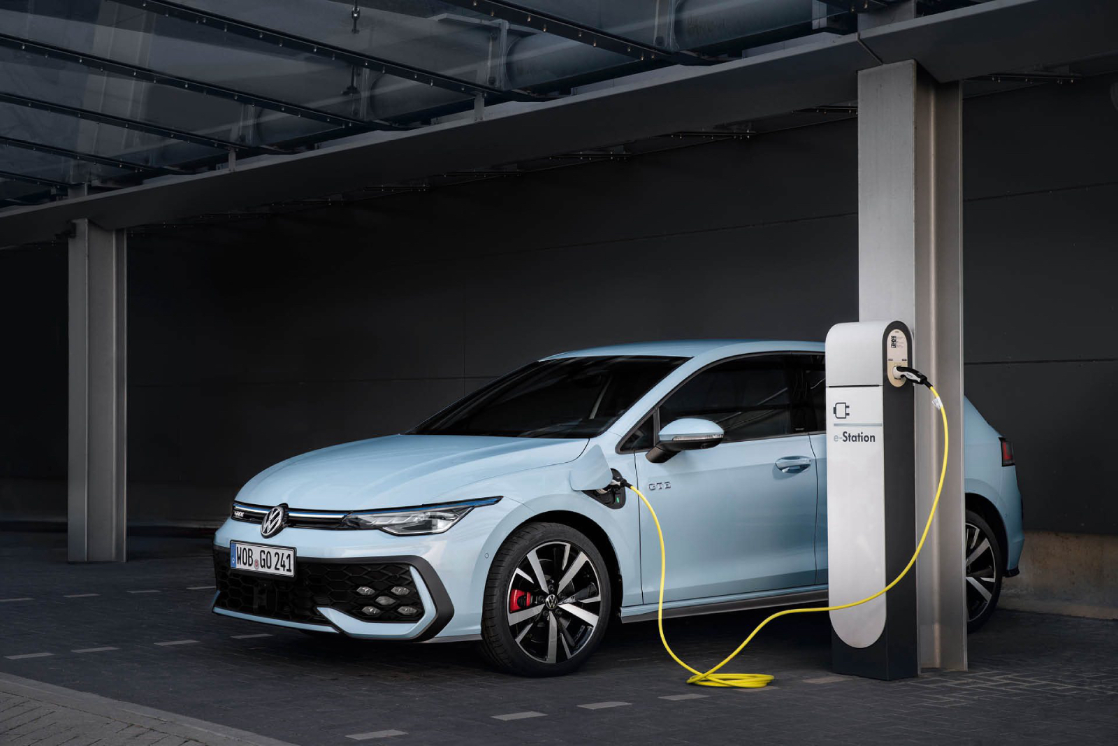 小改款的Plug-In Hybrid 動力車型續航將有長進