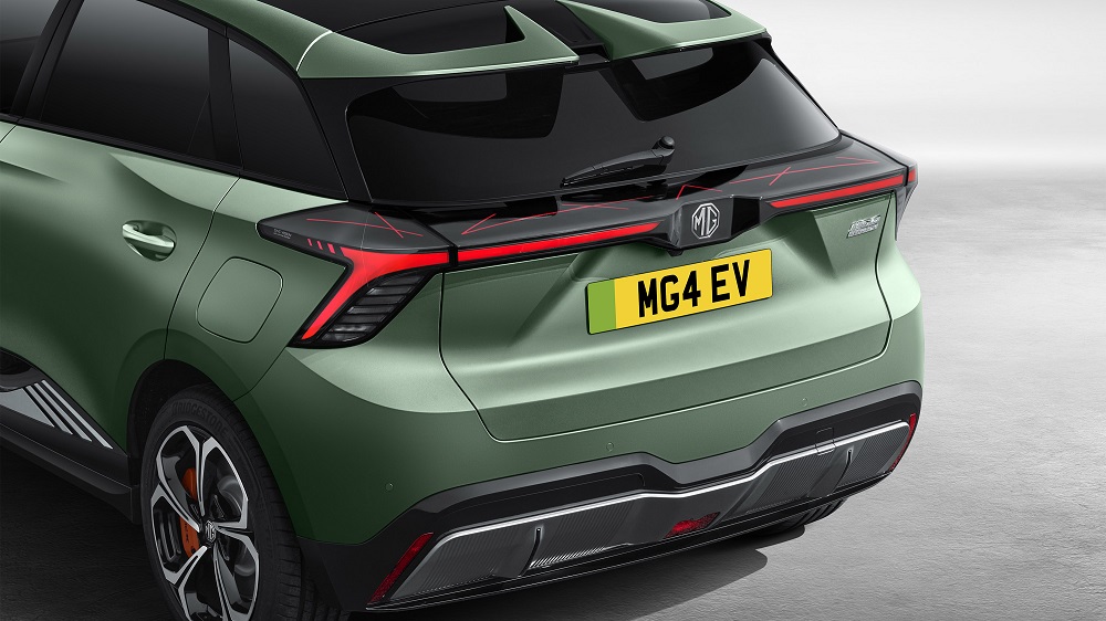 MG最近在英國市場發表了全新的性能版本車型MG4 XPower