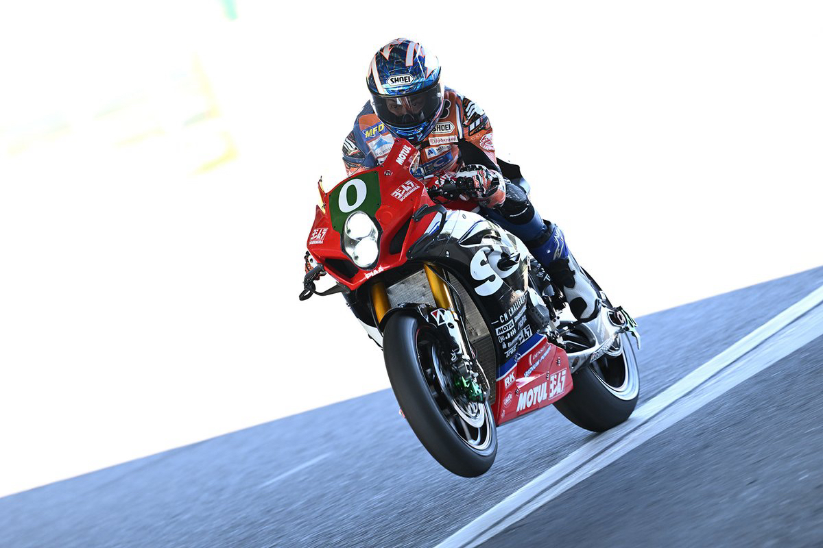 再生能源製品似乎不影響車輛優異的性能