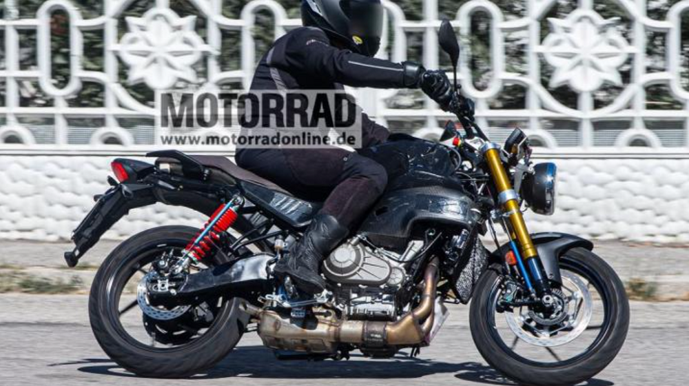 德國外媒最近捕捉到了Aprillia街車版本的測試車