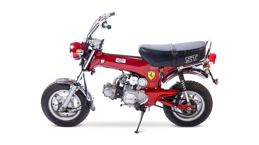 Nigel Mansell即將售出他私人收藏Honda ST 70 'Ferrari' Formula One Paddock Bike
