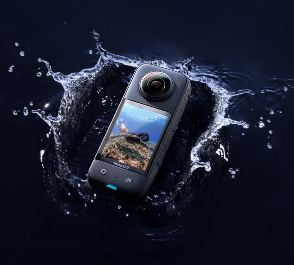 Insta360 X3擁有防水深度10公尺的防水保護,讓運動玩家可以拍攝出更不同的影片
