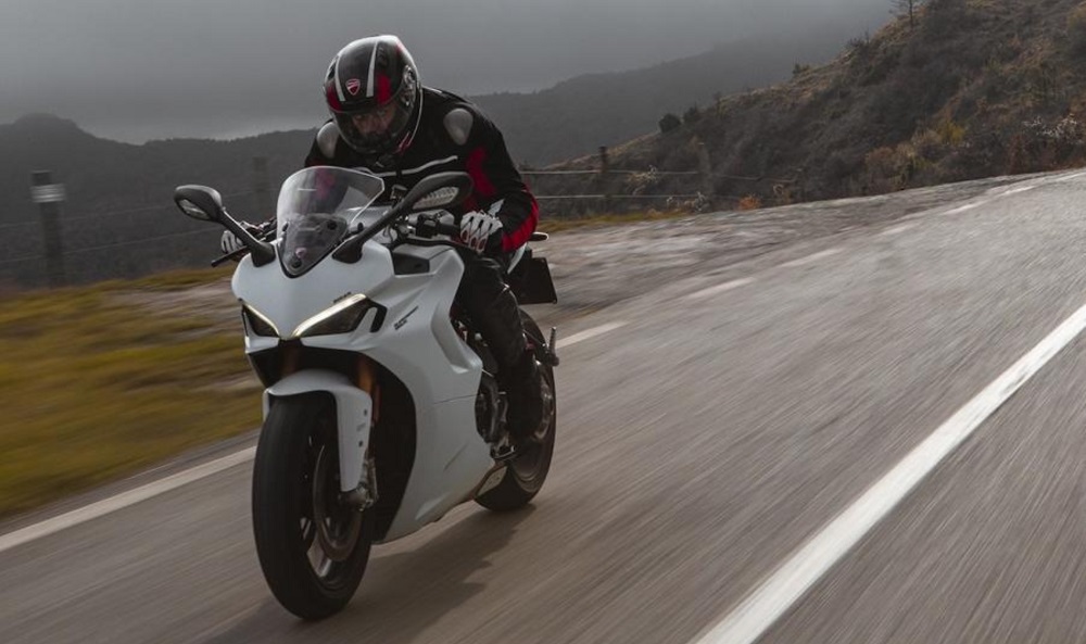 Ducati向加州空氣資源局提交了兩款名為Ducati Supersport 950 T / 950 ST的車型，或許將帶來全新巡航車款