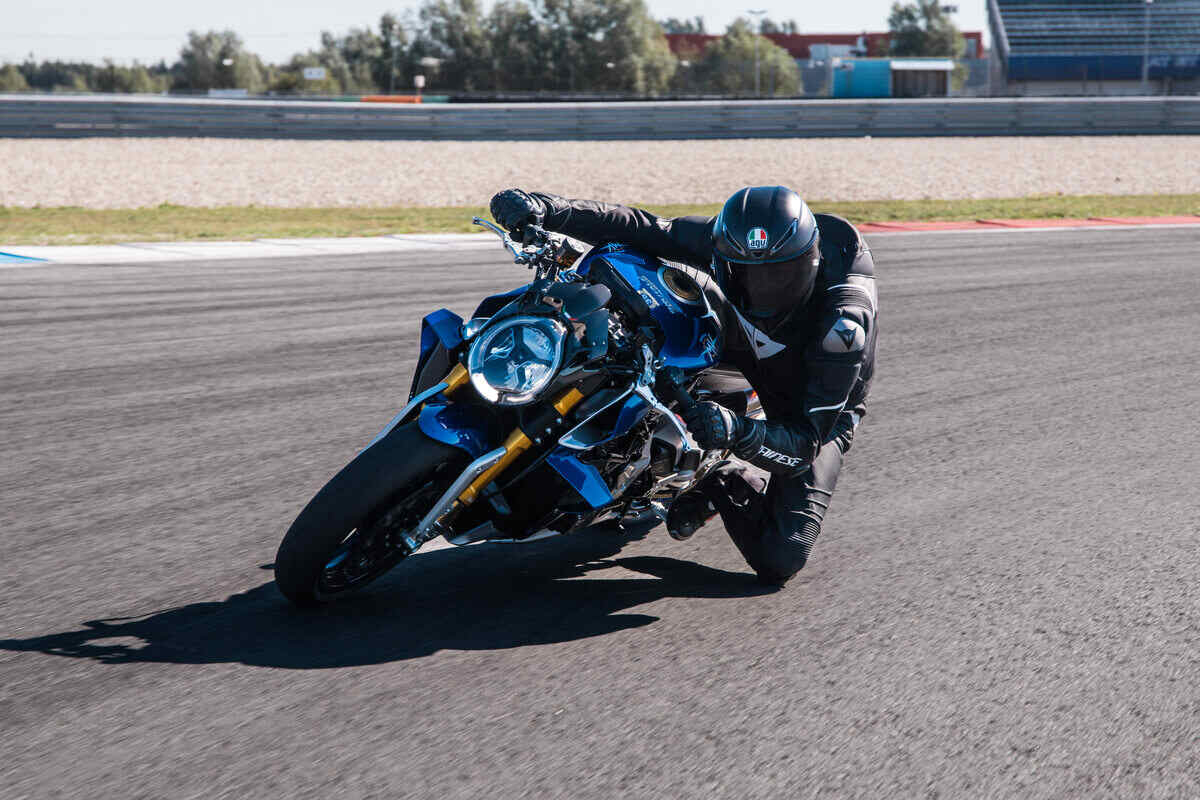 Brutale 1000 RR Assen外型華麗且附有藝術氣息