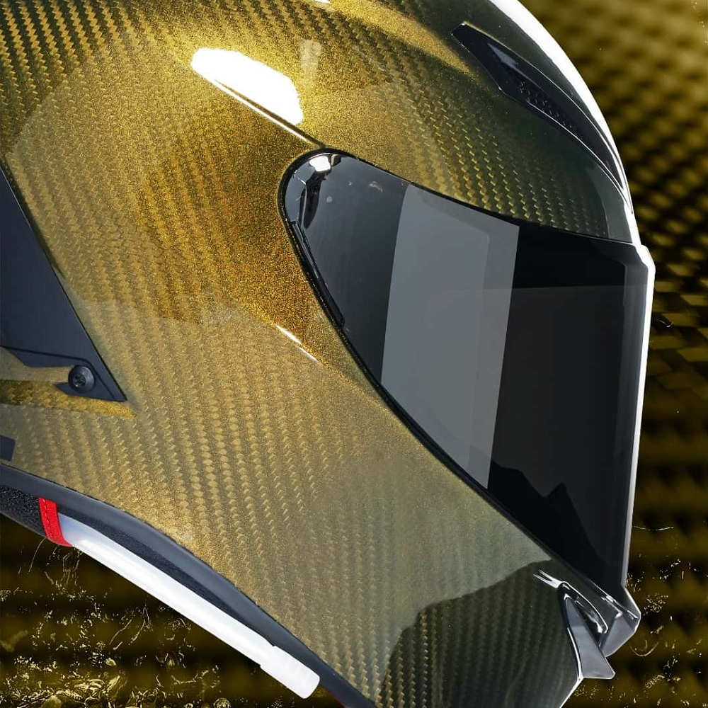 騎車時想成為萬眾矚目焦點的讀者們,不妨可以到各地經銷據點洽詢看看