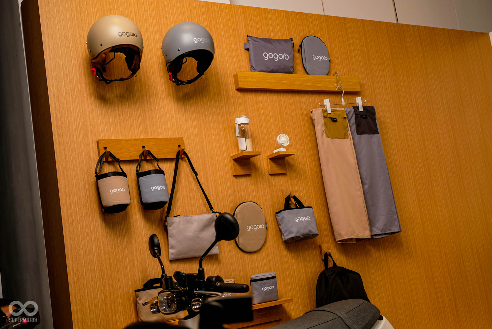 多達七種的MUJI聯名週邊商品，讓騎士能無縫接軌的打造出最有無印感的騎乘穿搭