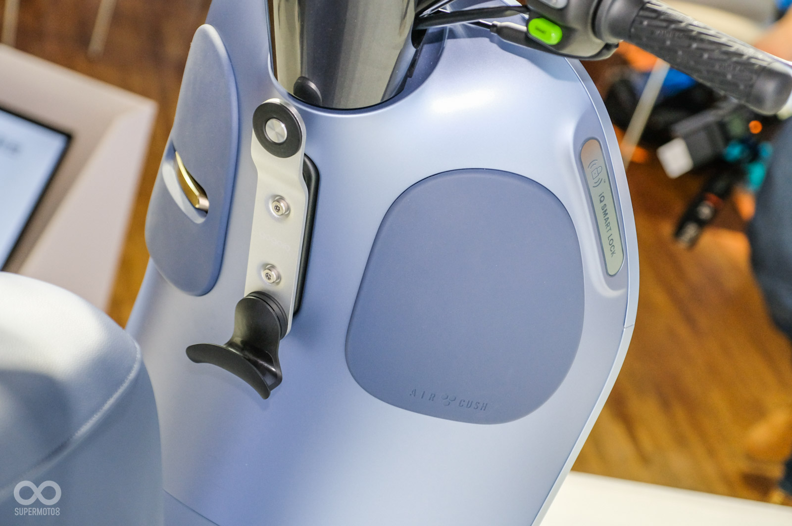 非常特別的AIRCUSH™ 緩衝飾板