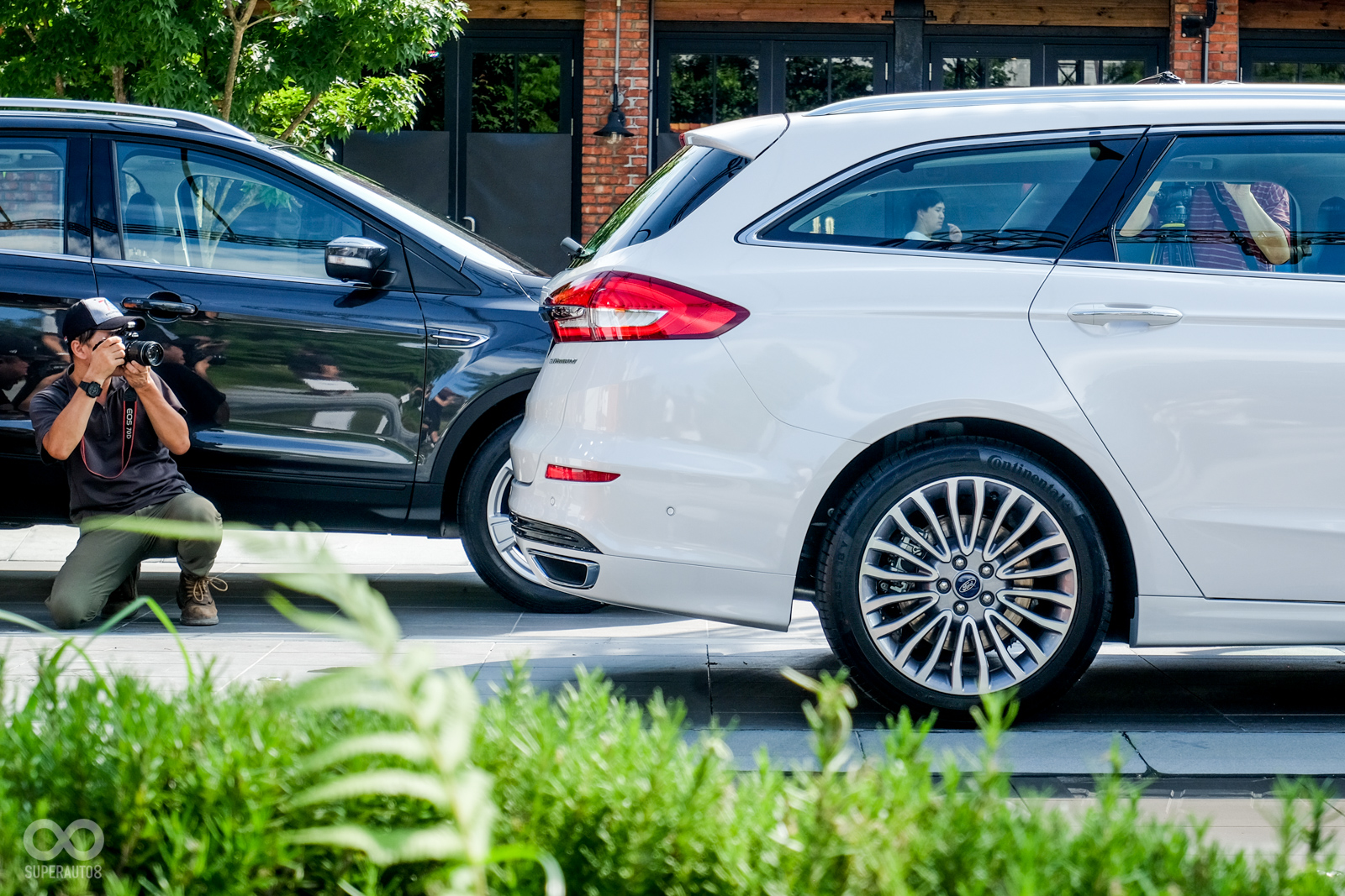 底盤再升級導入CCD可變式阻尼懸吊系統,可透過方向盤的模式切換提供不同乘駕感受