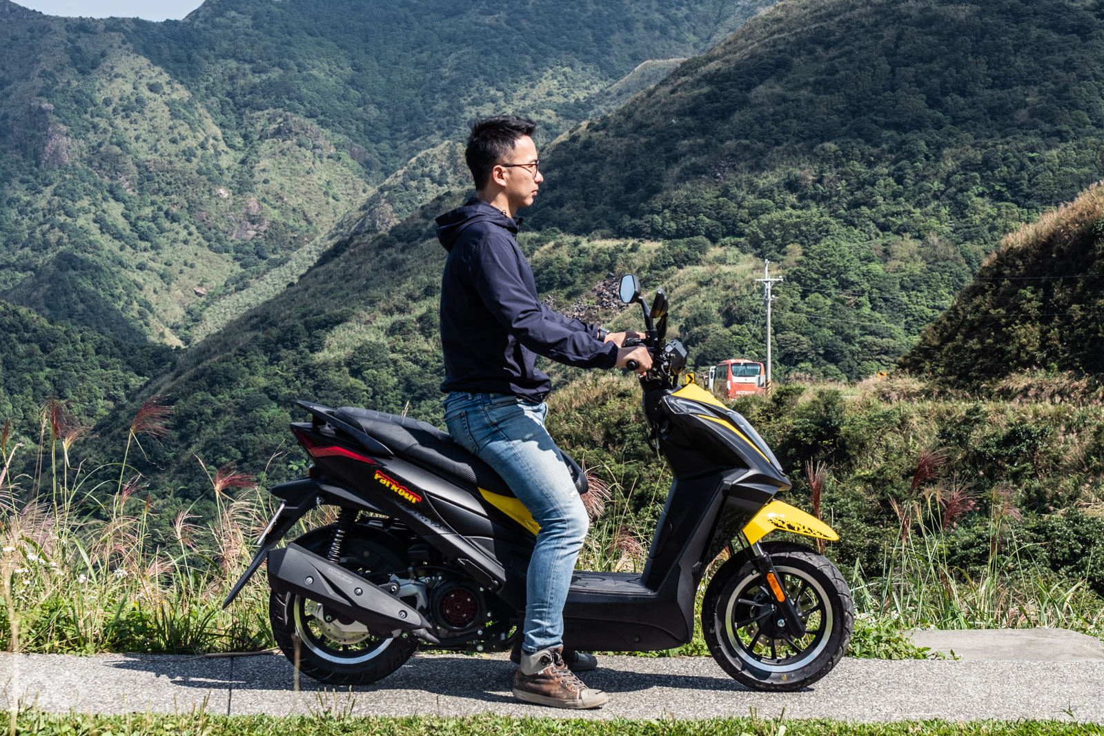 圖中騎士身高180公分