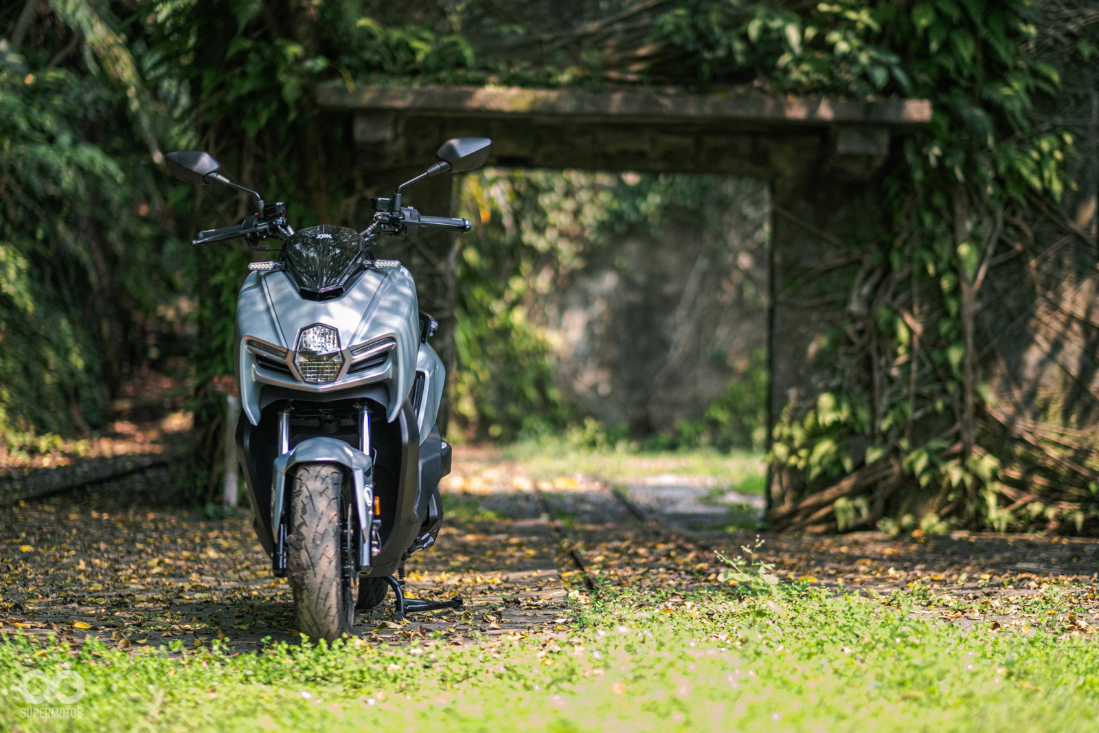 先前的小改款中，SYM就有針對儀表與頭燈進行升級，提升質感與安全性