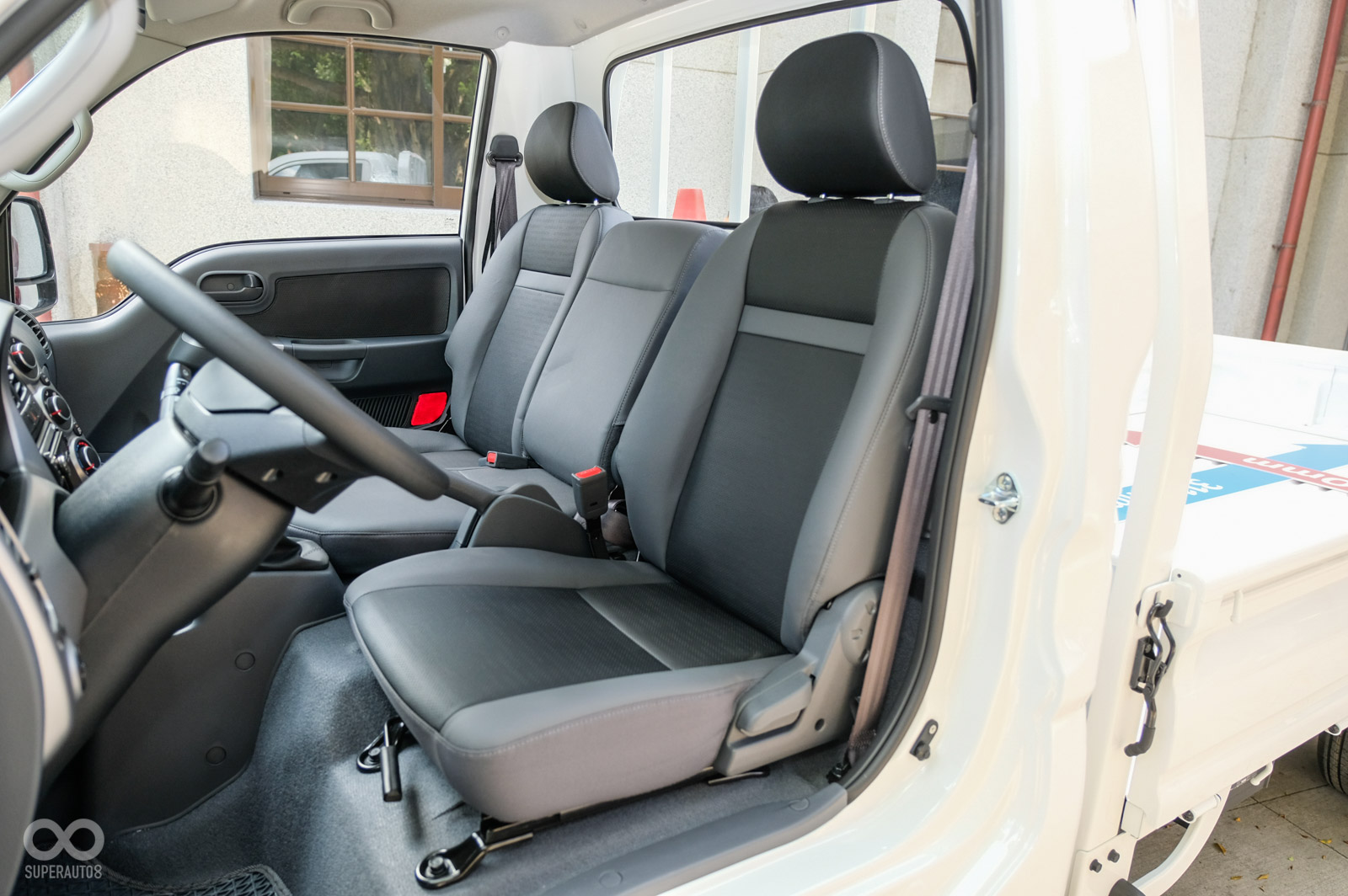 座艙科技感升級