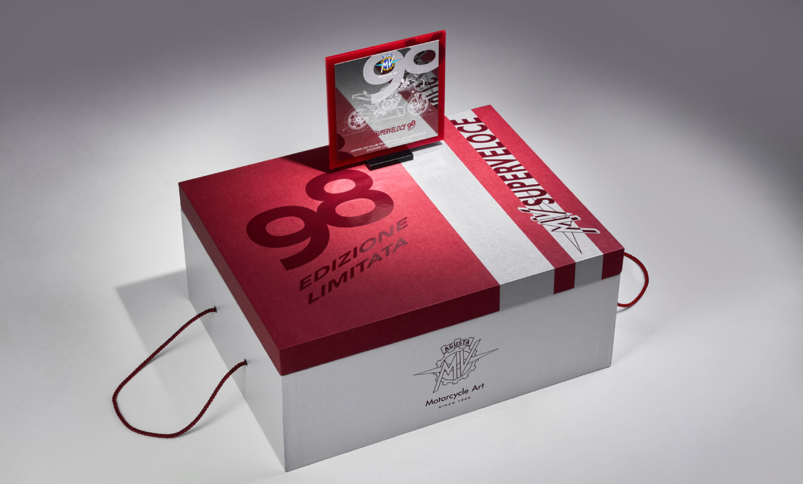 MV Agusta對限量車型買家的儀式感營造一直不在話下