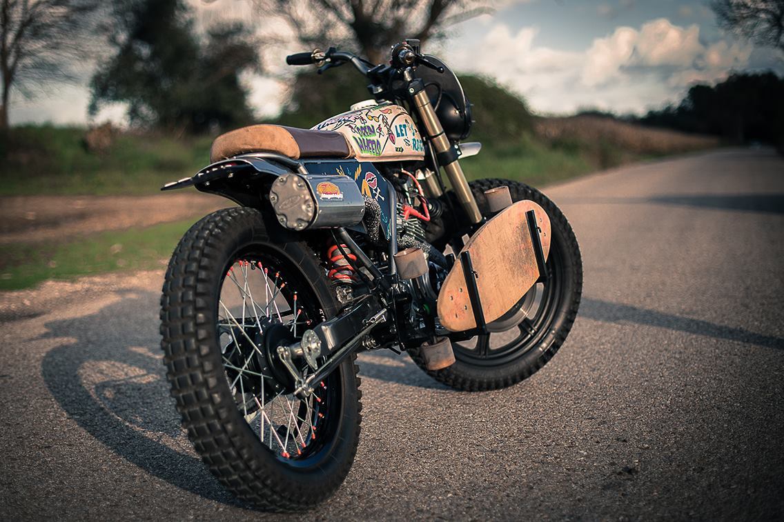 非常適合騎在墾丁大街上