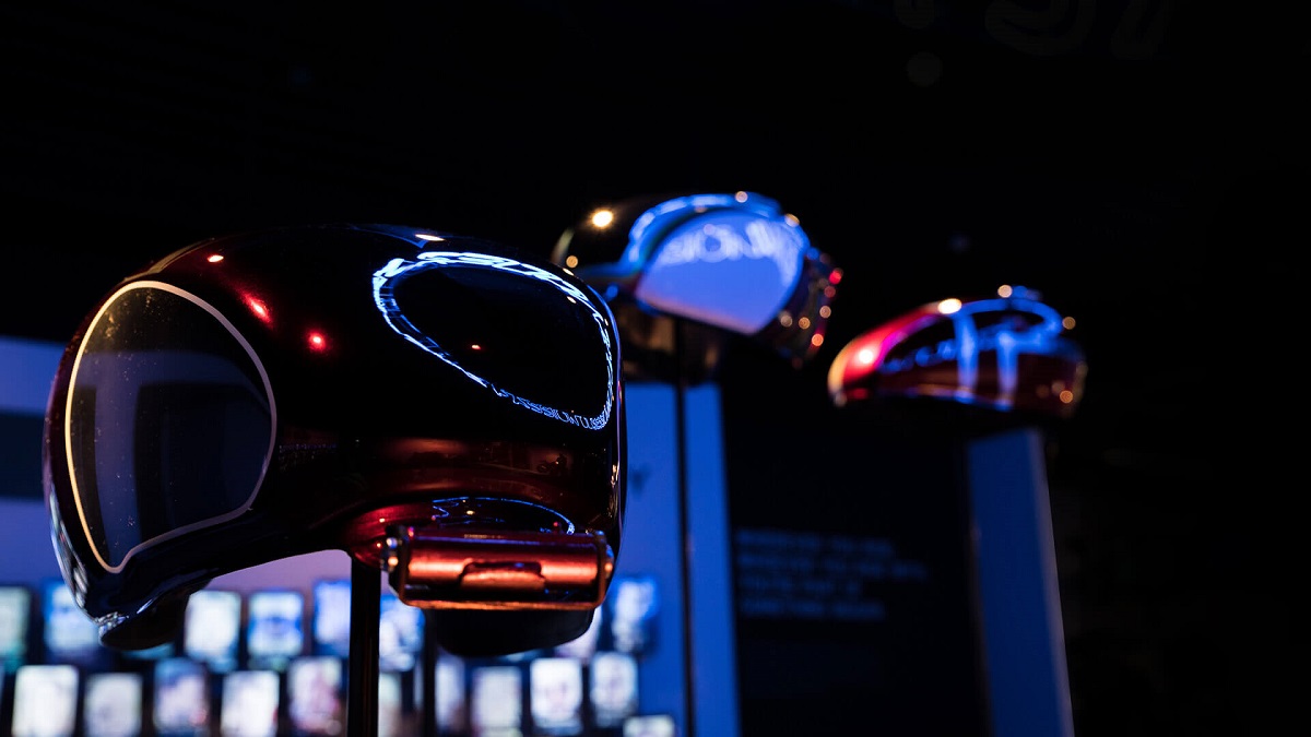 用油箱創造的空間裝置藝術